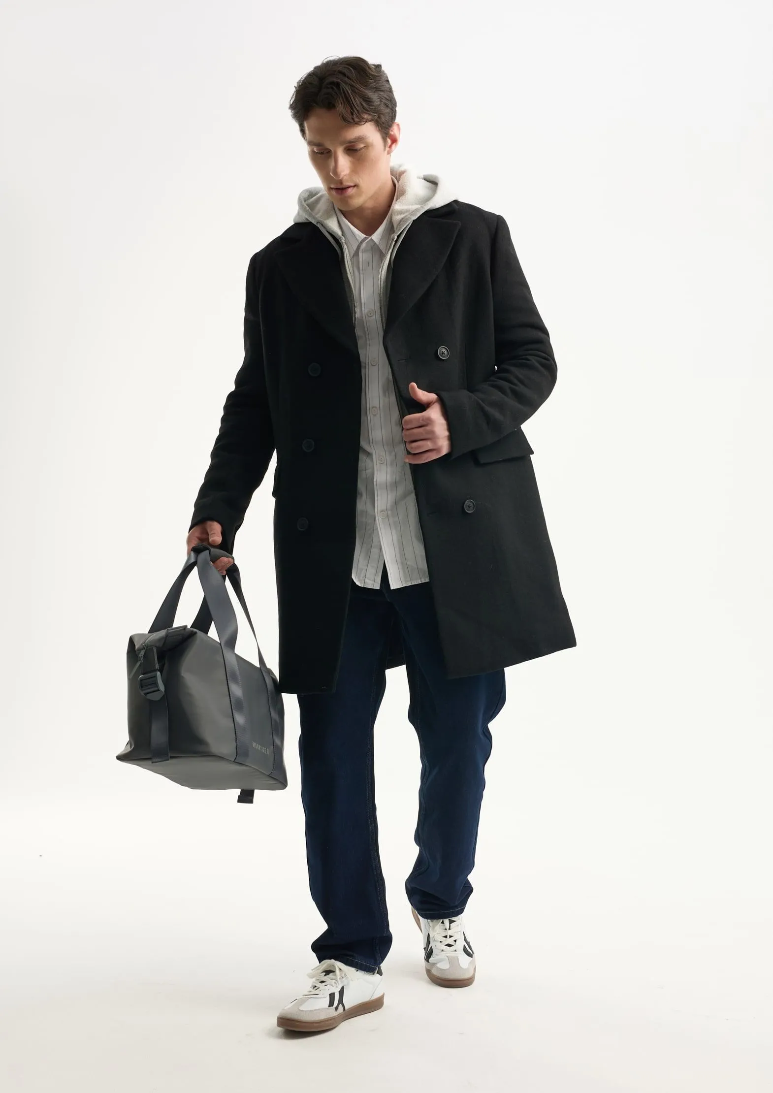 Двубортное пальто с шерстью