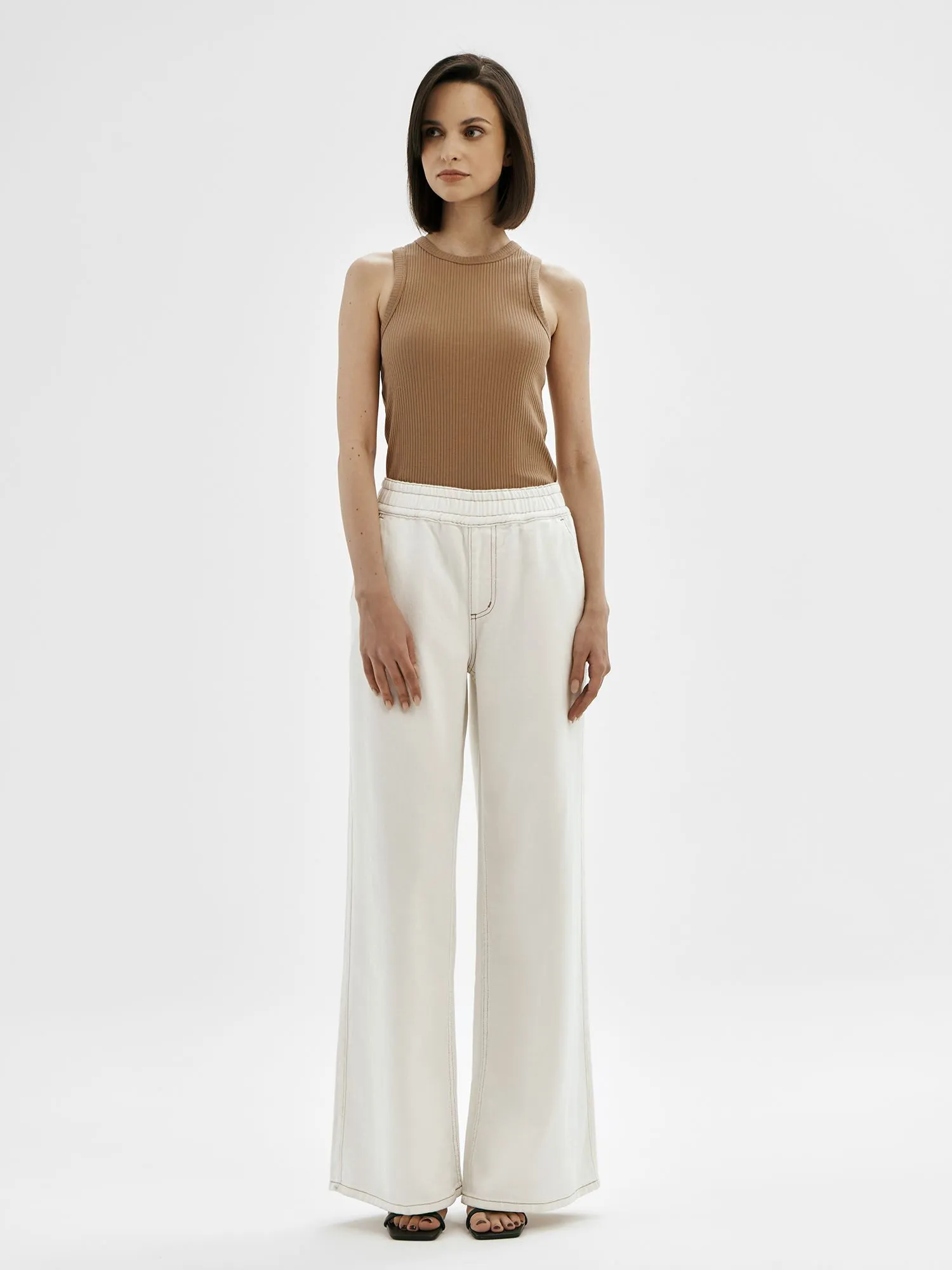 Джинсы Straight