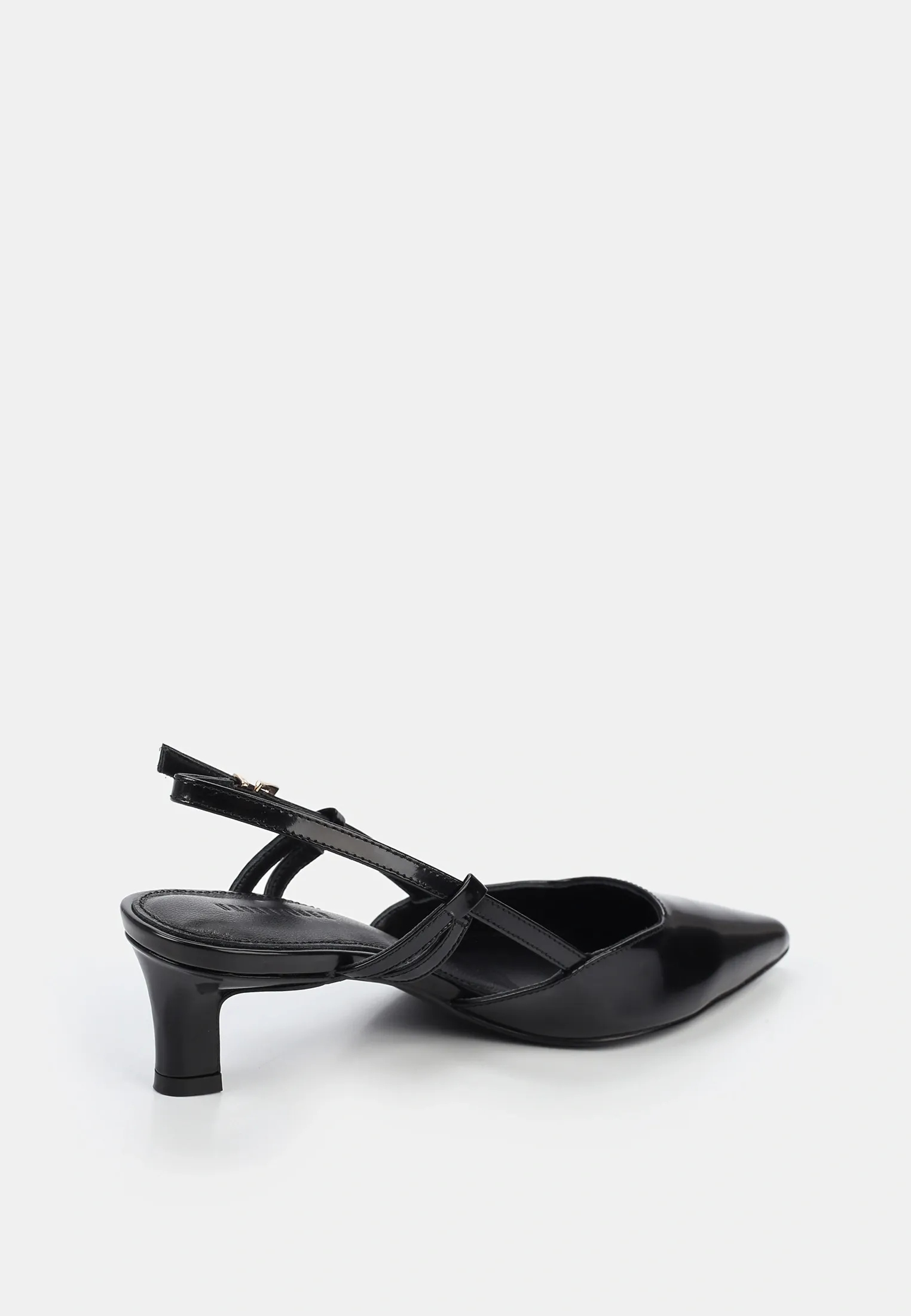 Туфли kitten heel из натуральной лаковой кожи