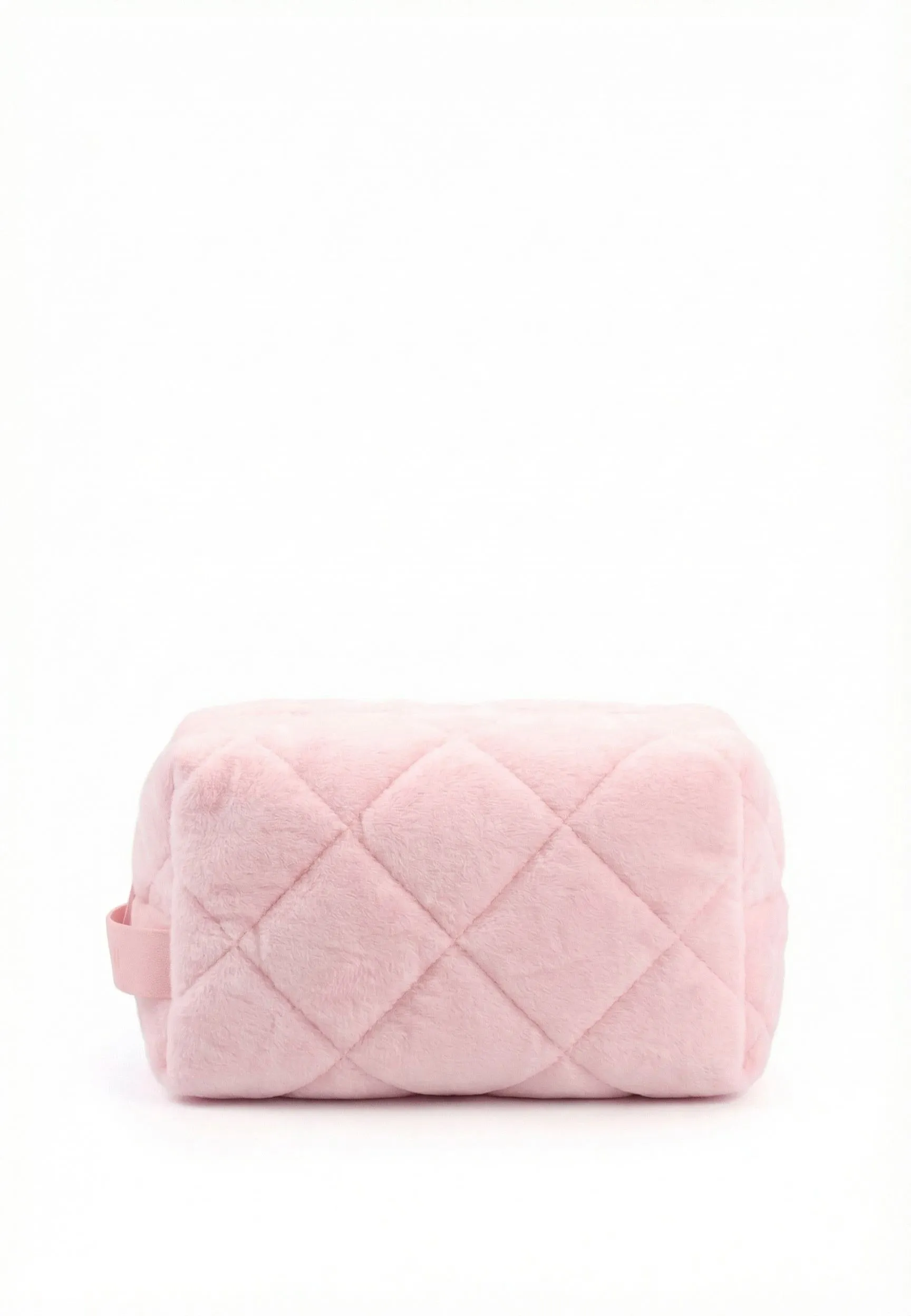 Косметичка из стеганой плюшевой ткани