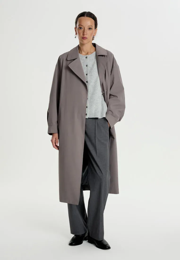 Классический тренч из переработанного океанического пластика