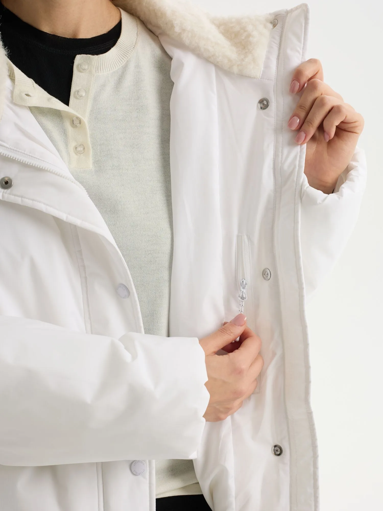 Утепленная куртка на мембране