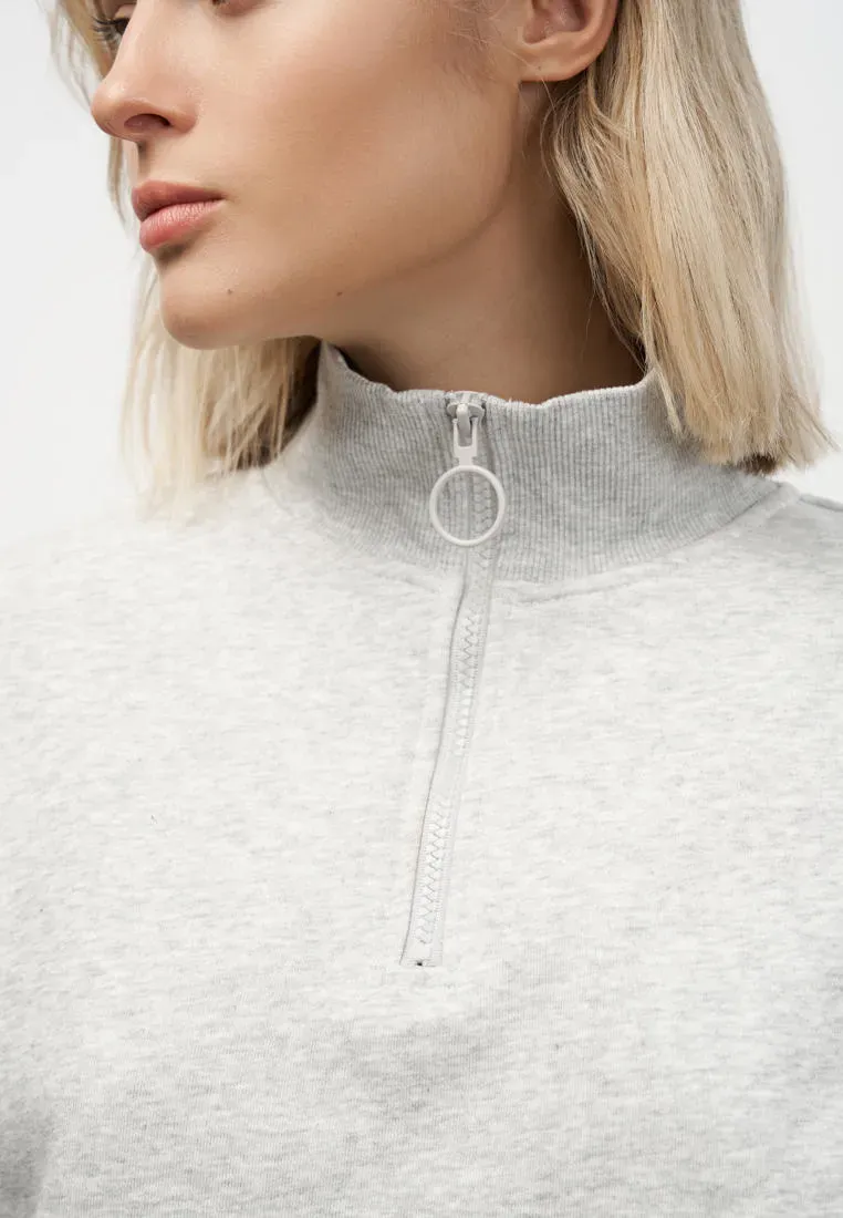 Cвитшот с воротником-стойкой