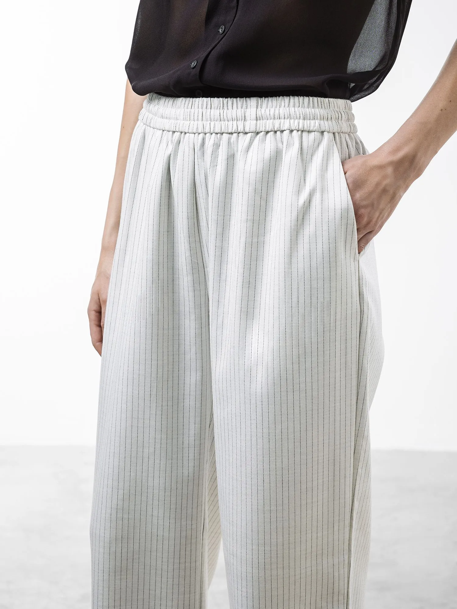 Брюки в полоску с высокой посадкой из переработанной поливискозы