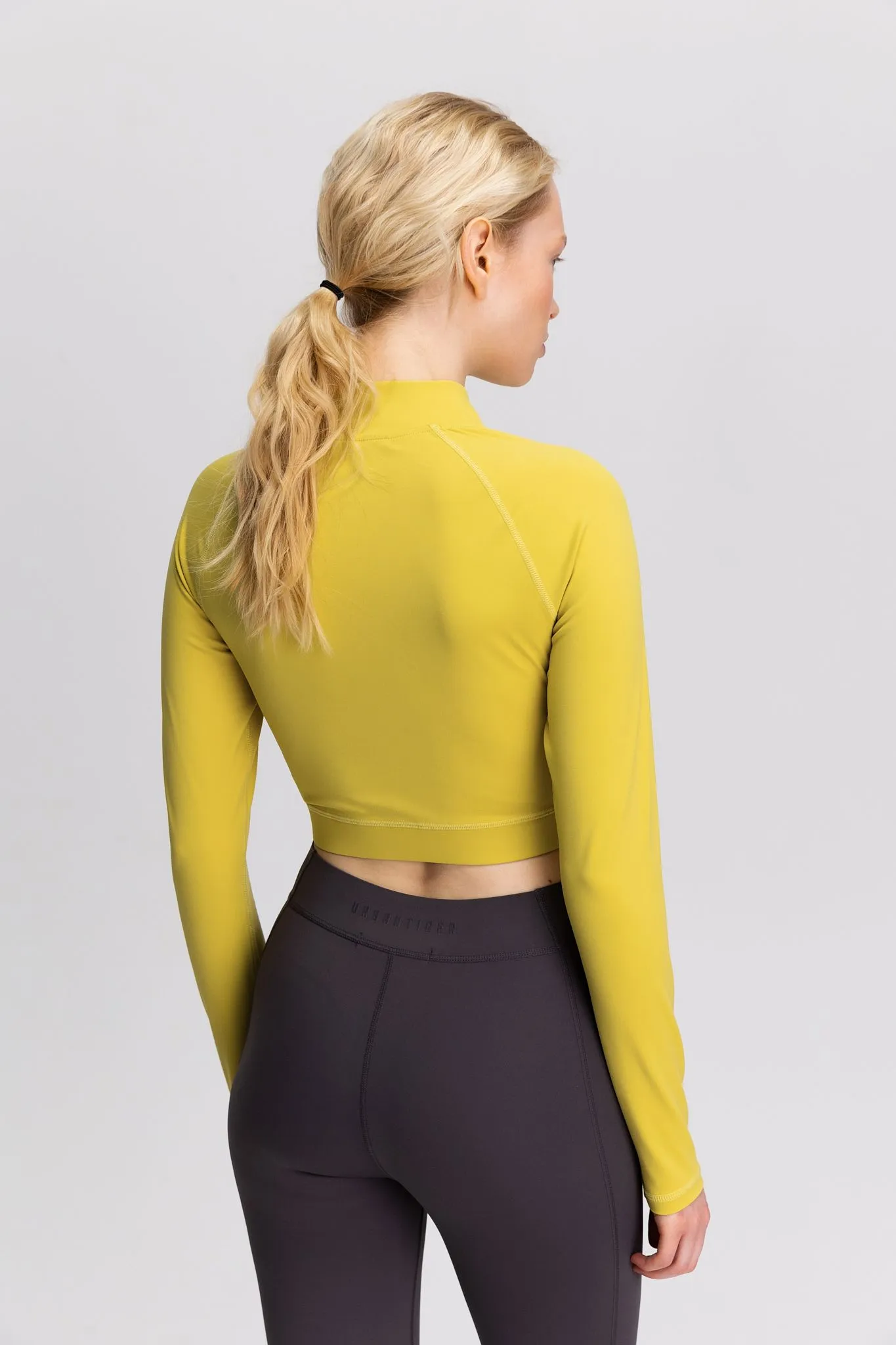 Укороченный лонгслив Fitness