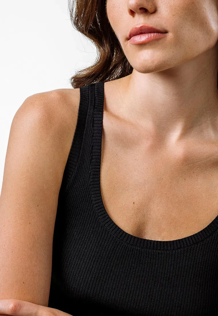 Топ из фактурного трикотажа