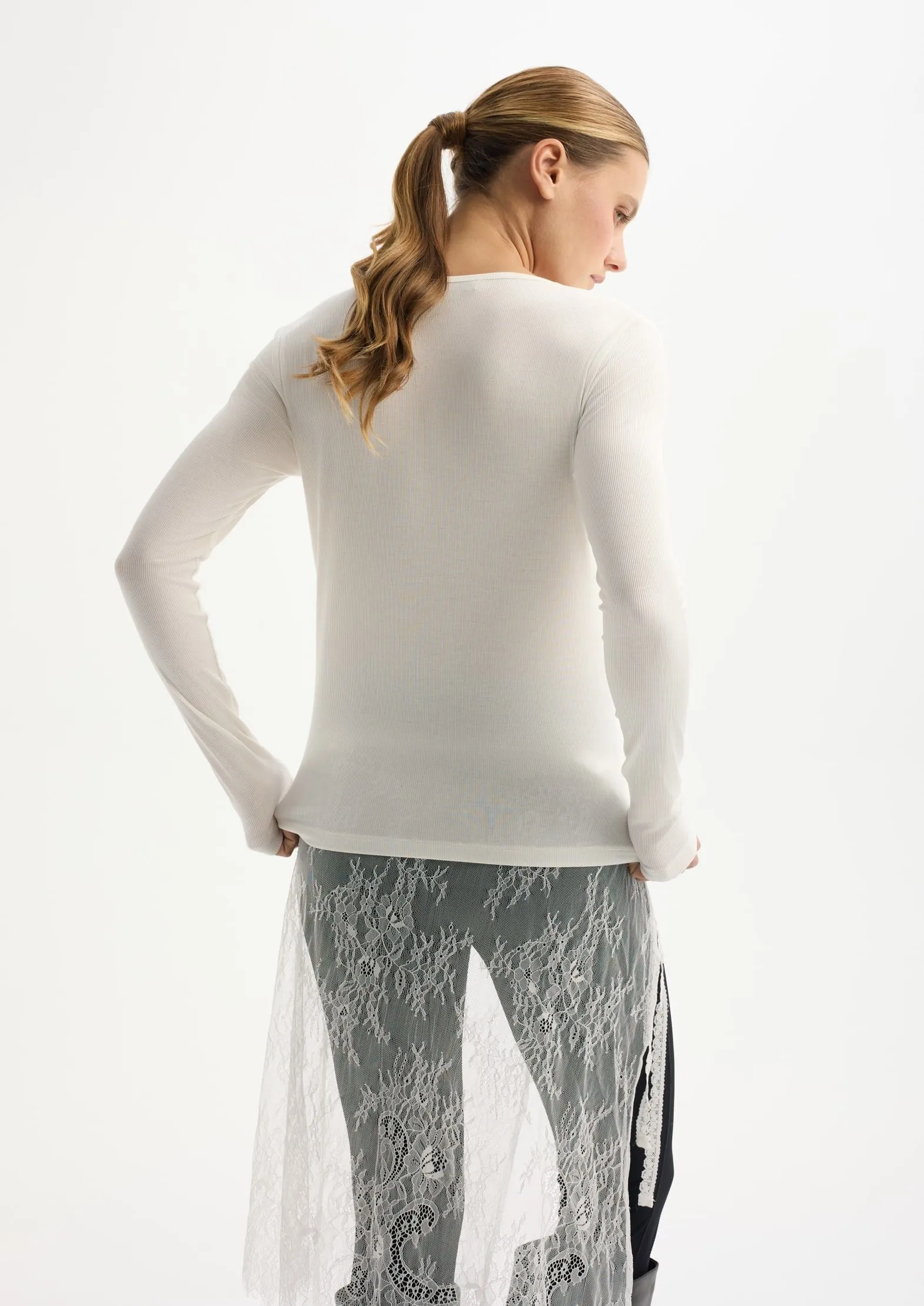 Лонгслив из смесовой ткани с лиоцеллом