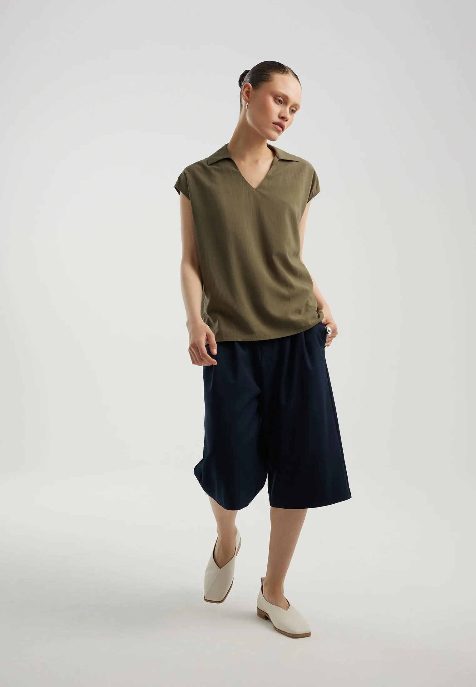 Блузка-поло с вискозой