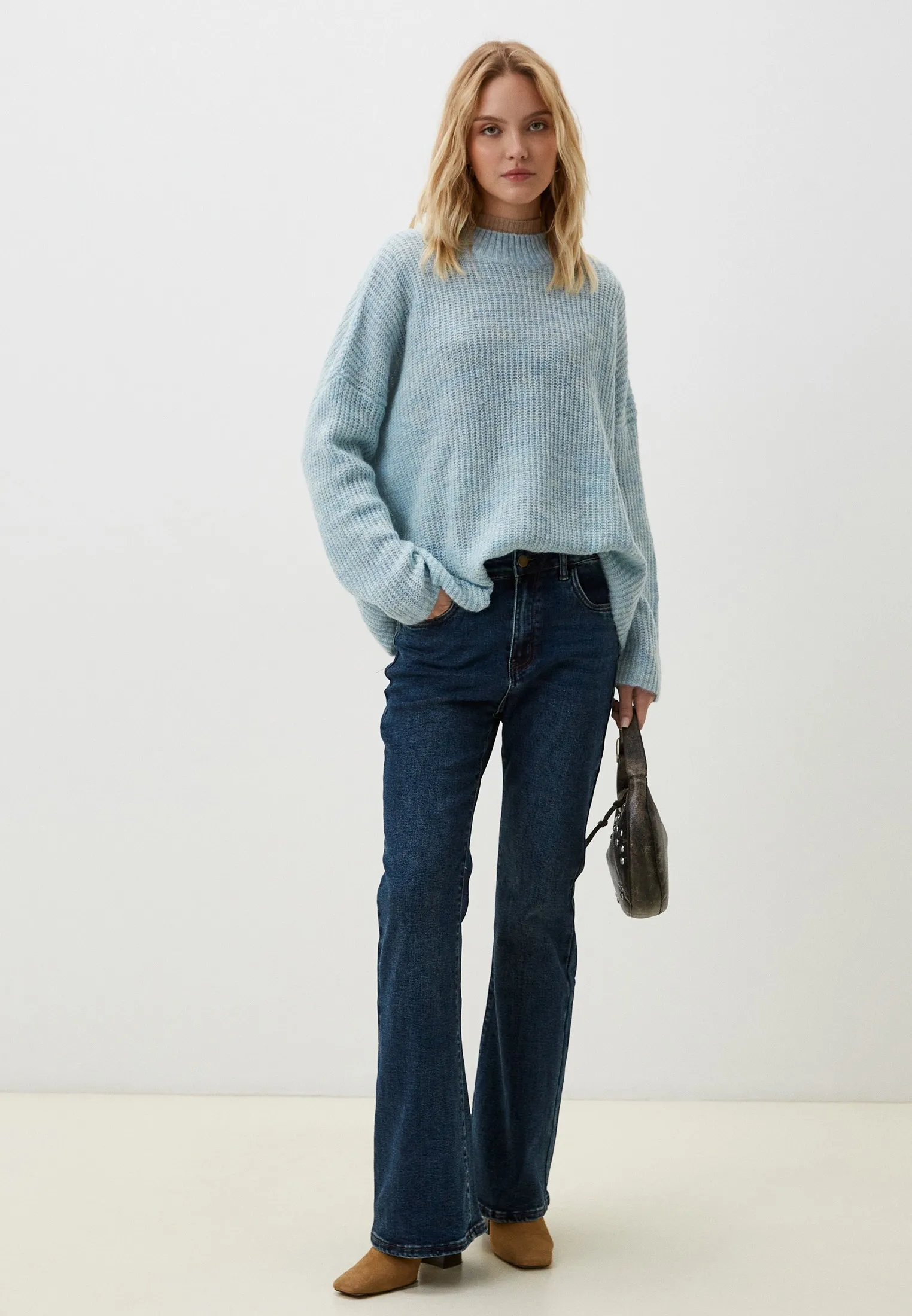 Джемпер baby mohair в голубом  цвете UT x LAMODA