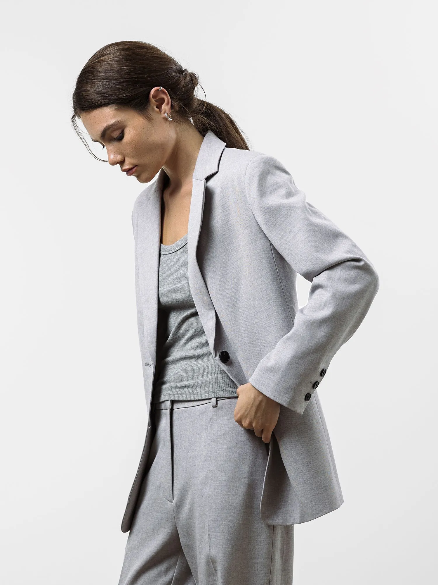 Однобортный жакет с добавлением шерсти и льна