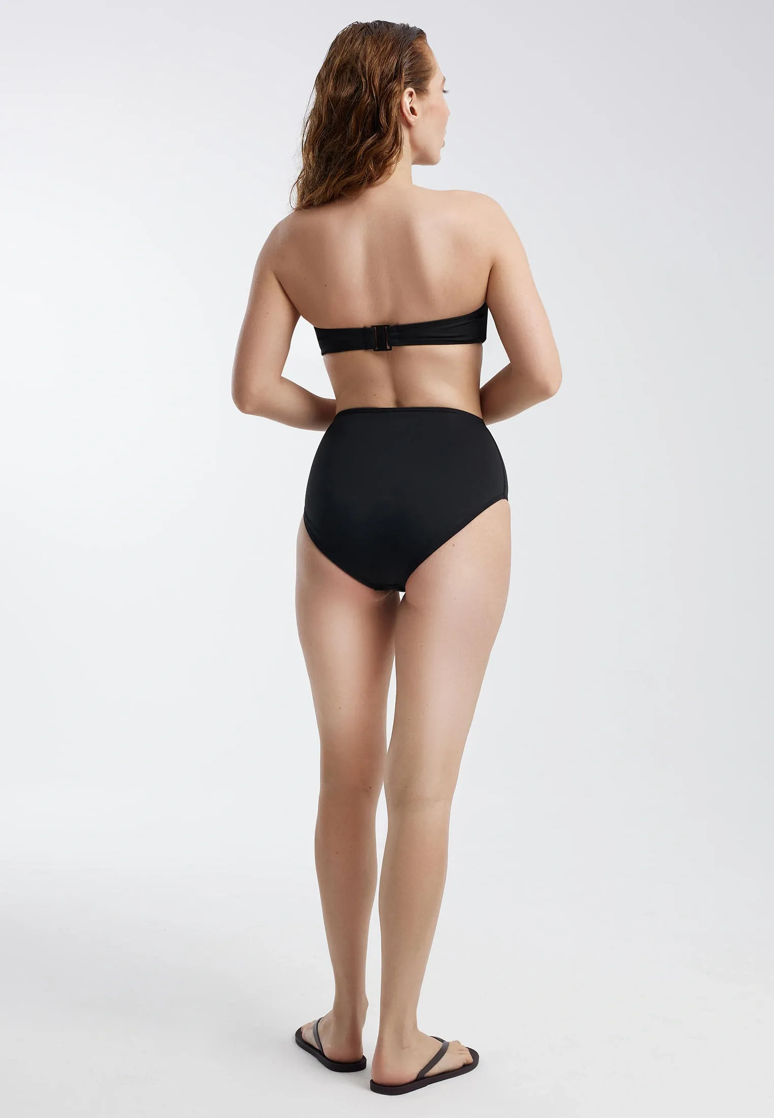 Плавки из переработанного полиэстера