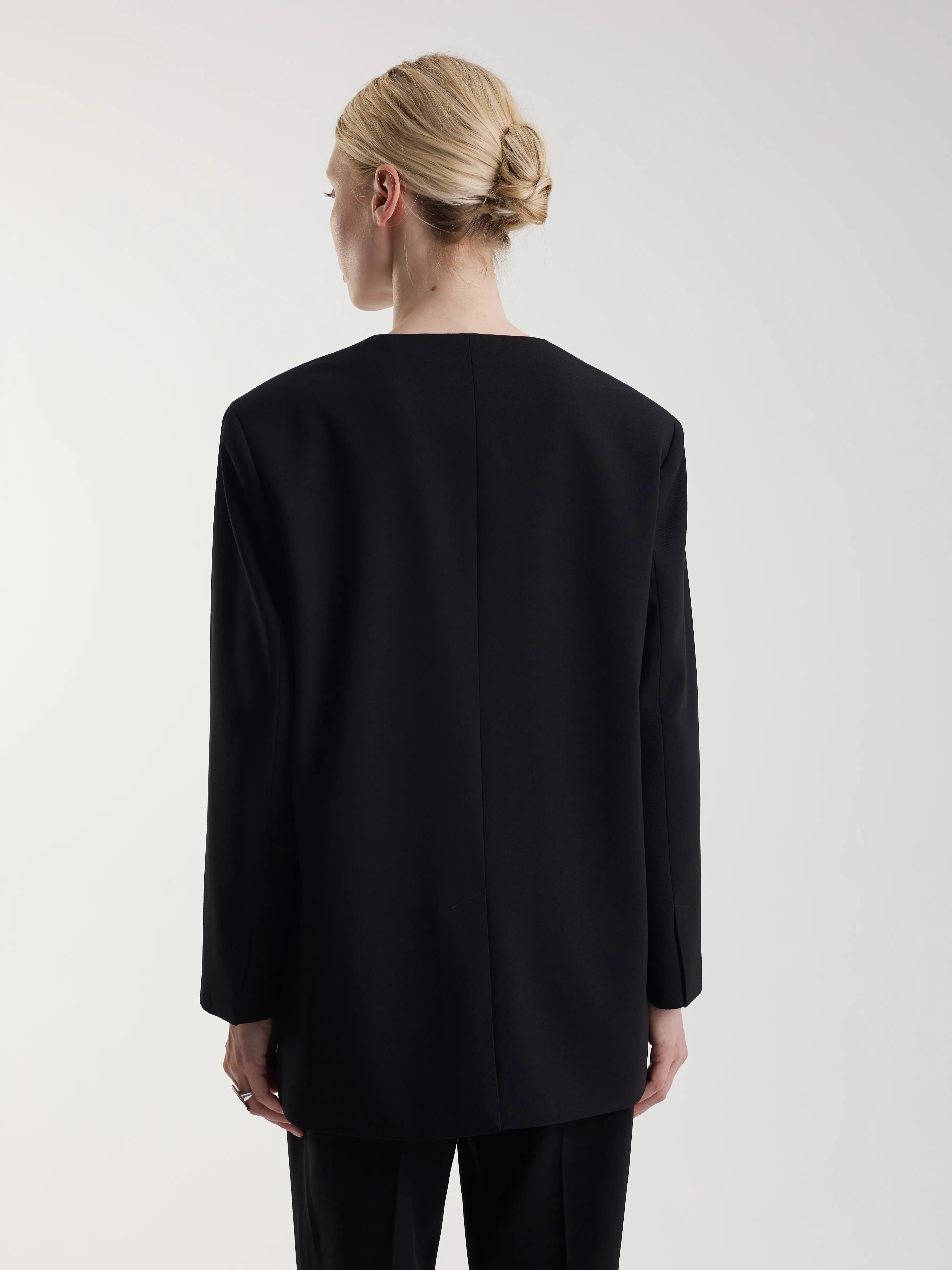 Жакет из костюмной поливискозы с добавлением шерсти