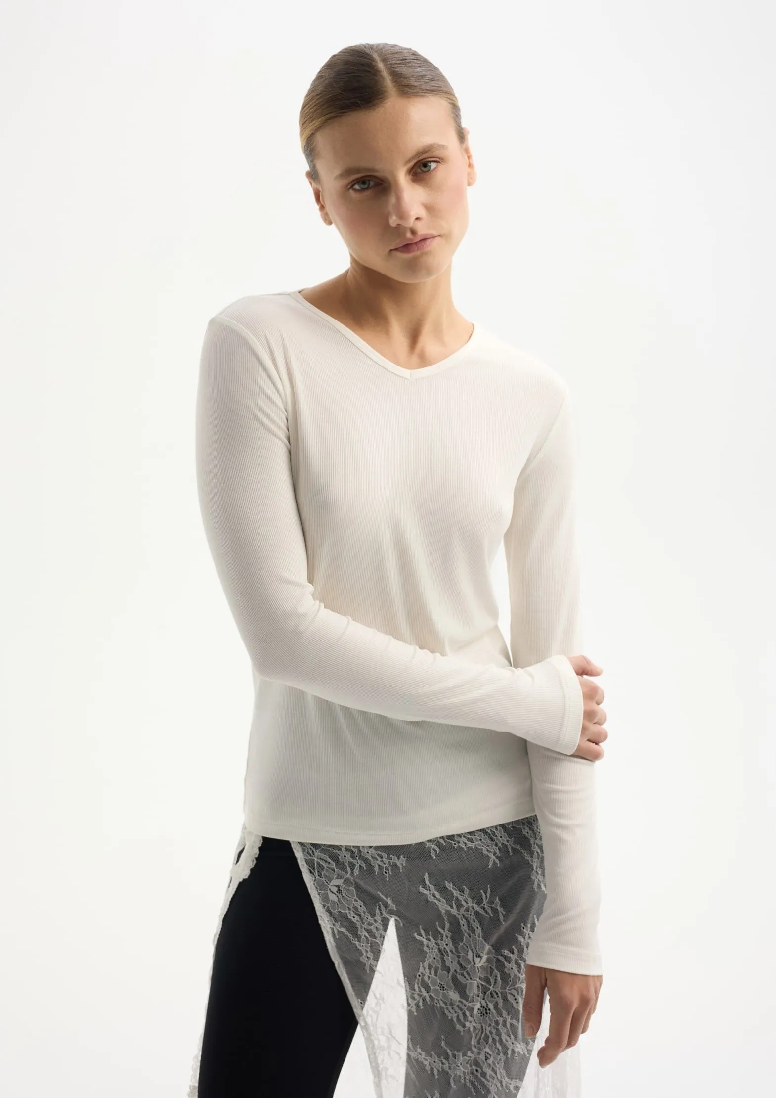 Лонгслив из смесовой ткани с лиоцеллом