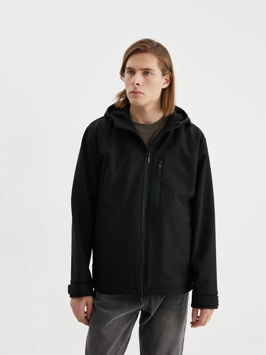 Куртка из софтшелла на мембране