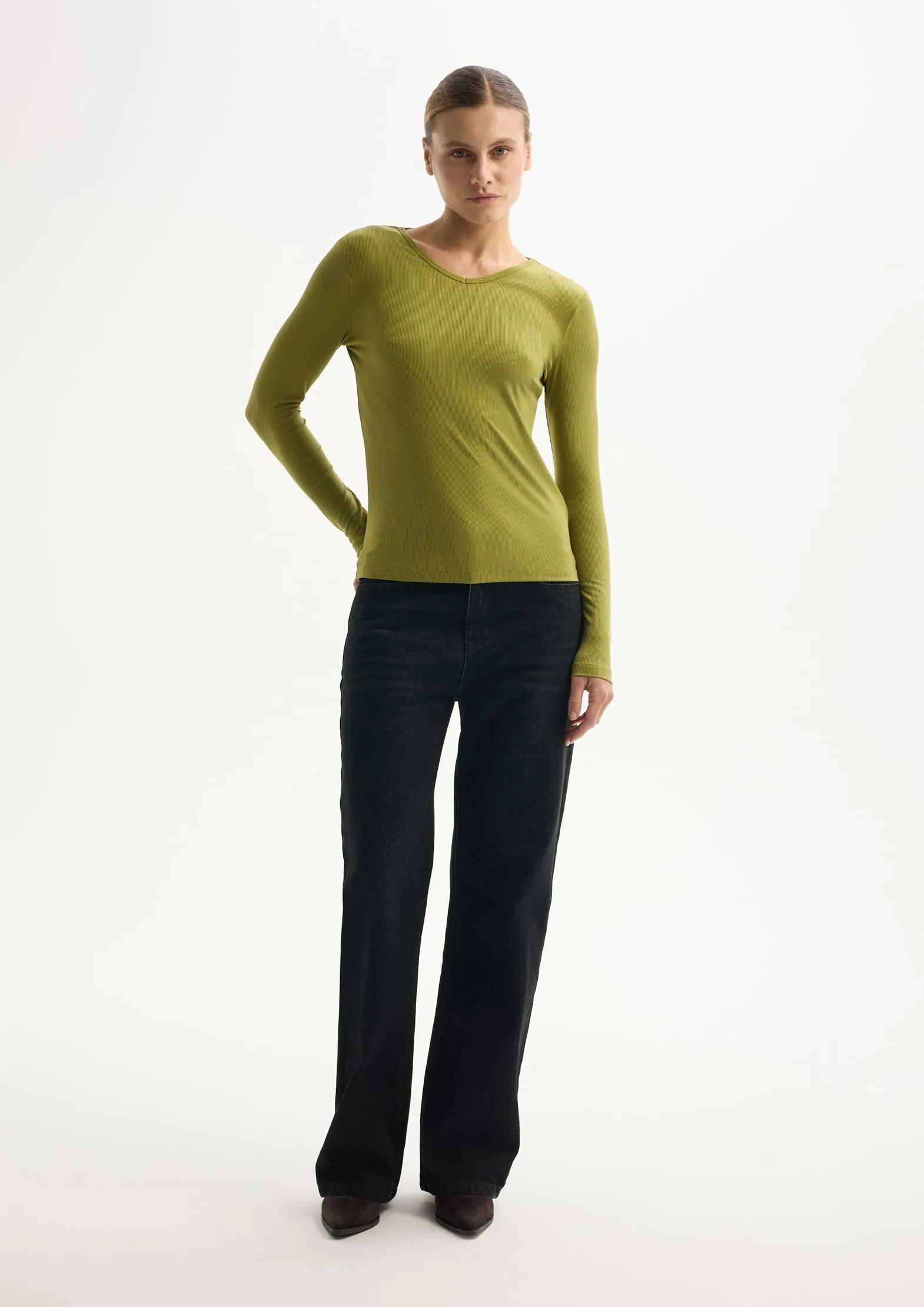 Лонгслив из смесовой ткани с лиоцеллом