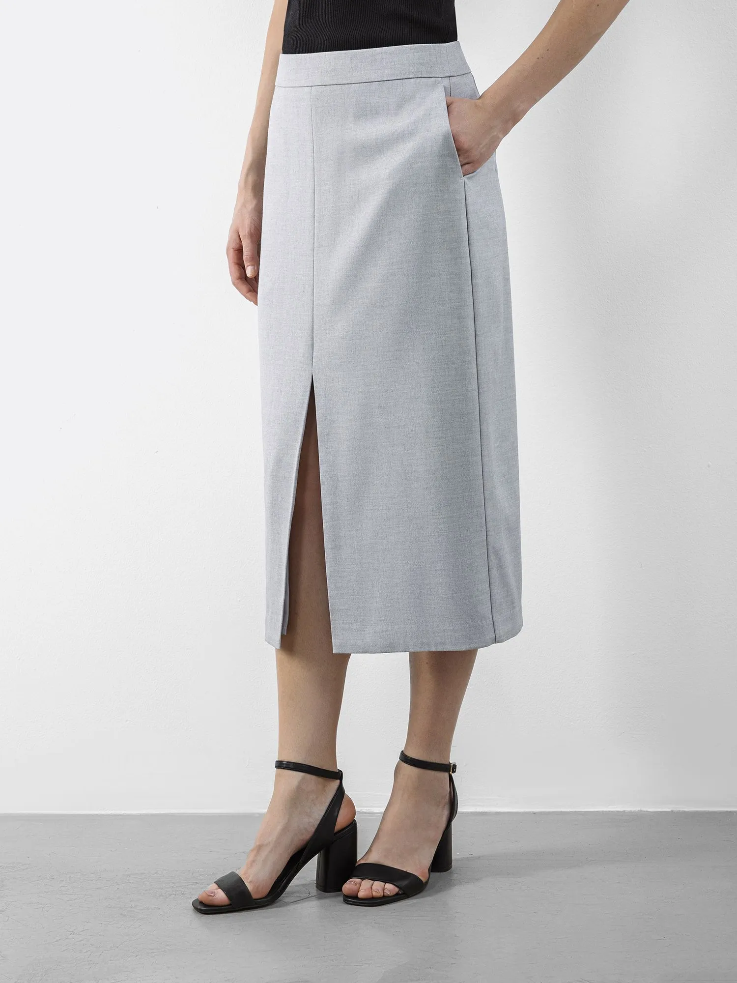 Классическая юбка с добавлением шерсти и льна