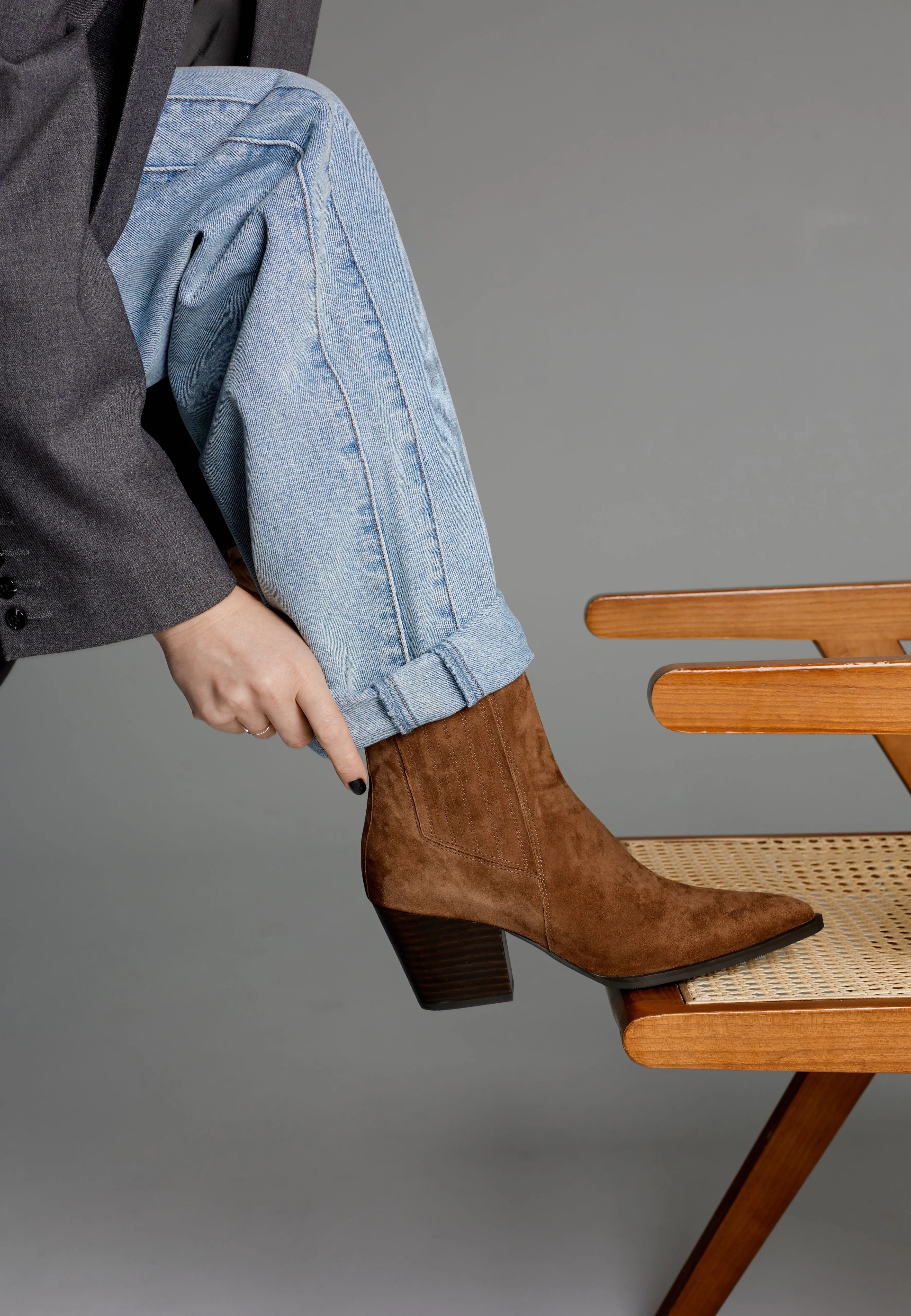 Казаки из натуральной замши