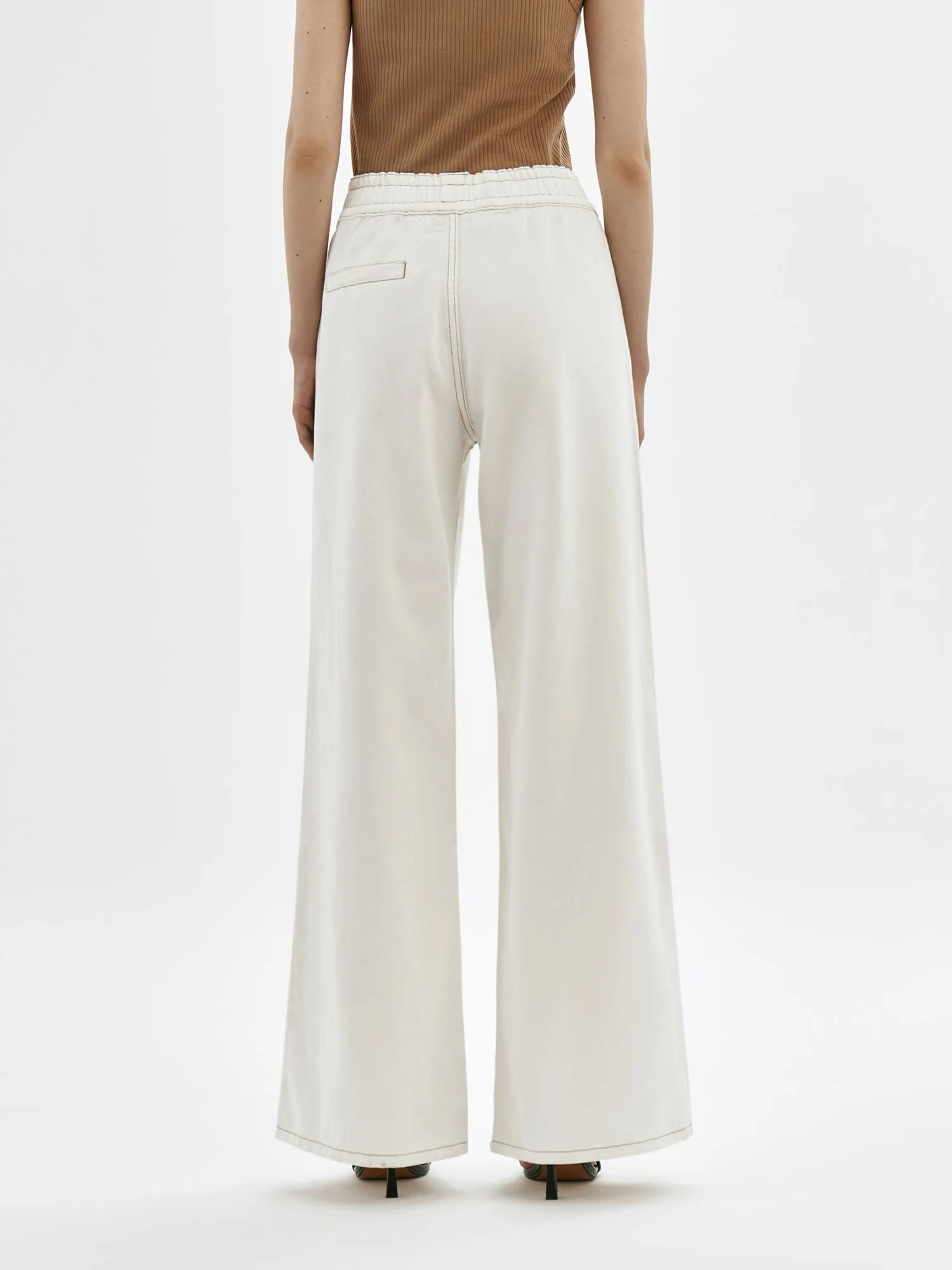 Джинсы Straight