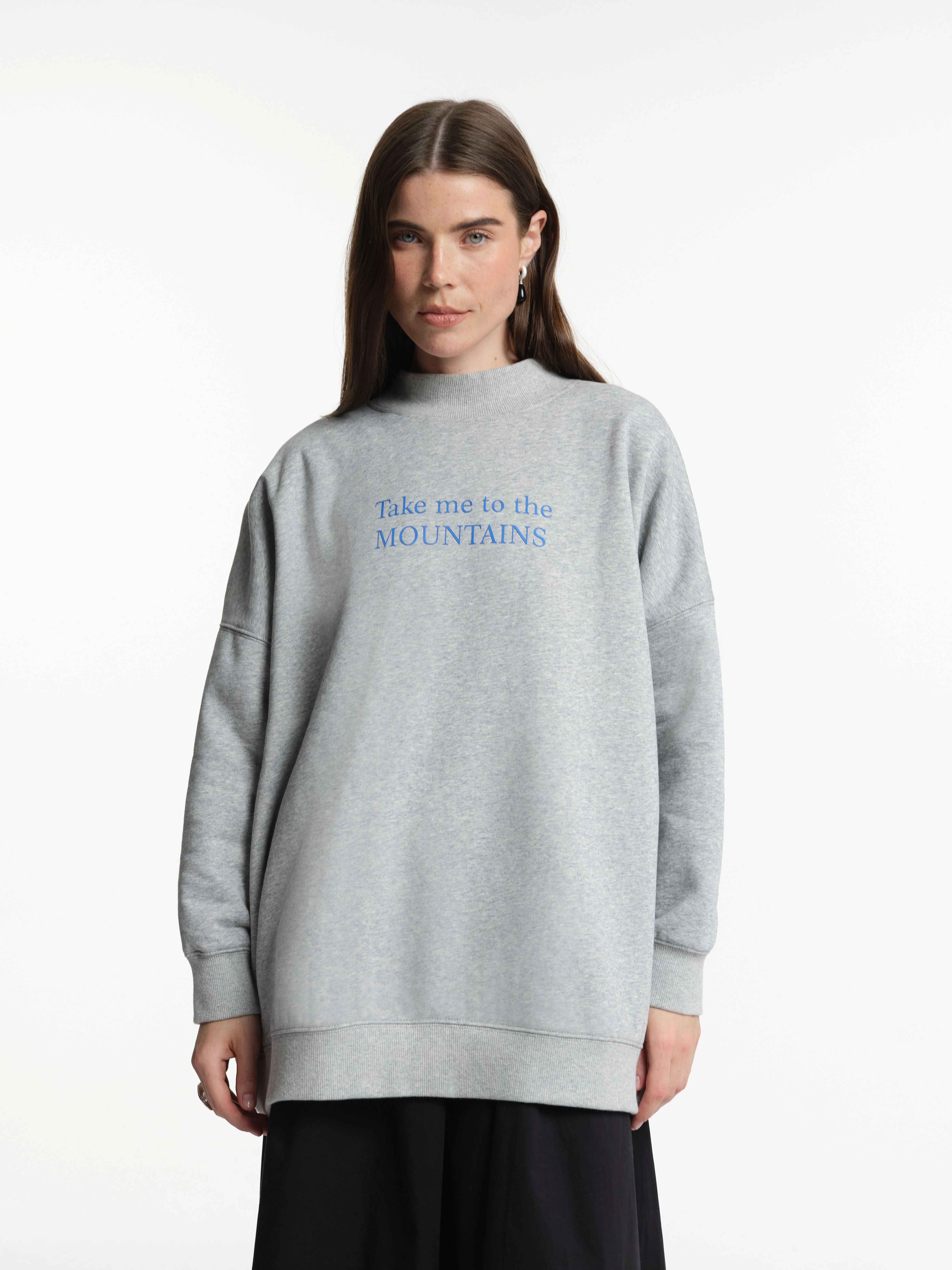 Утепленный oversize свитшот с принтом