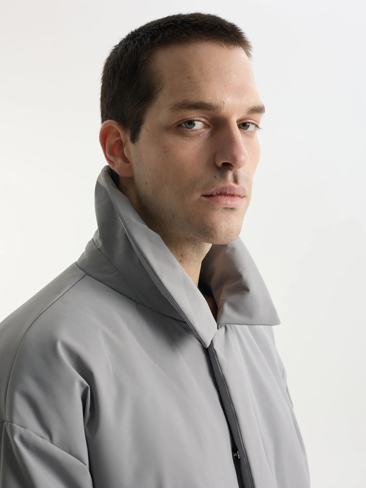 Утепленное пальто на мембране