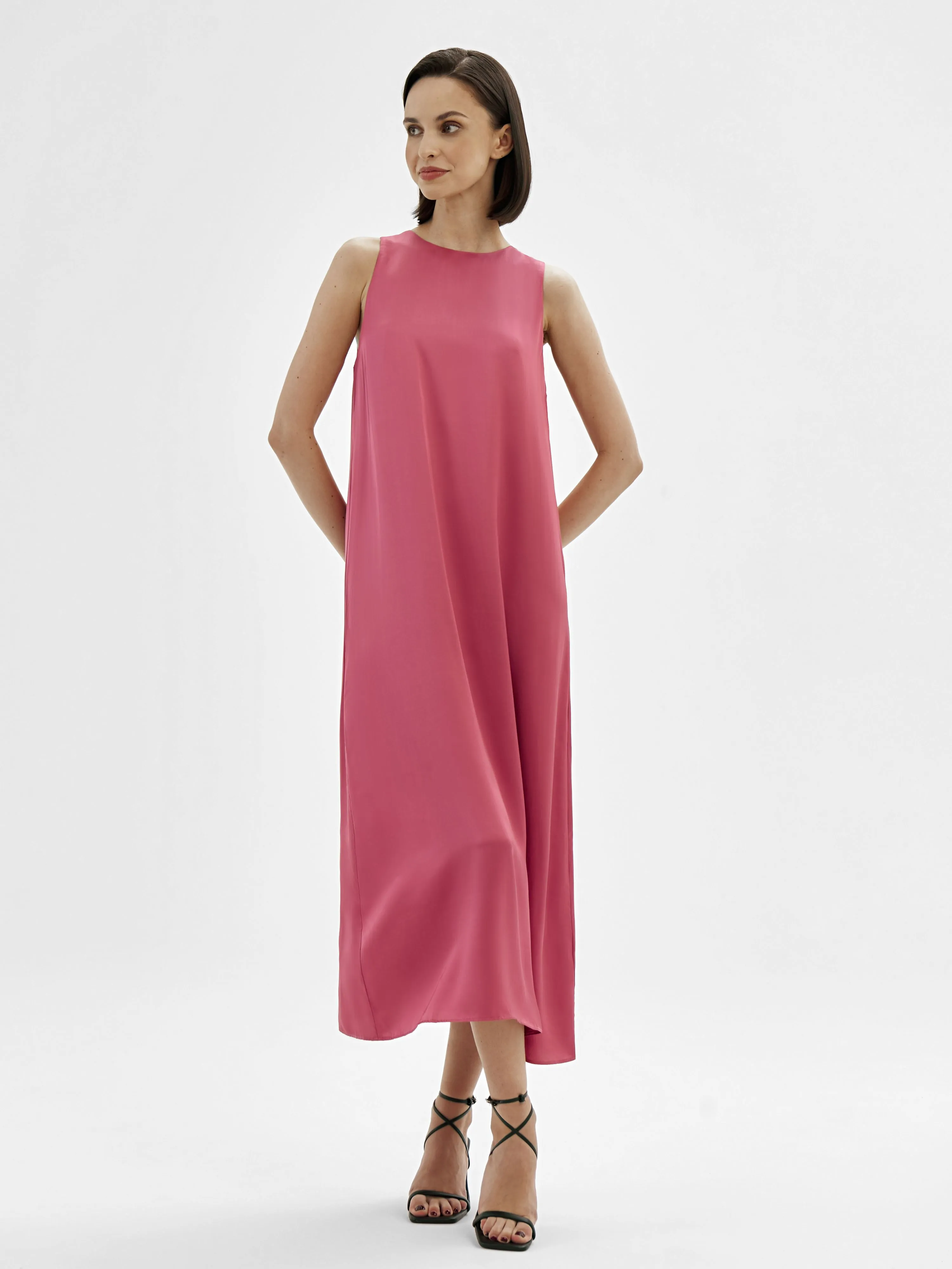 Струящееся платье из вискозы