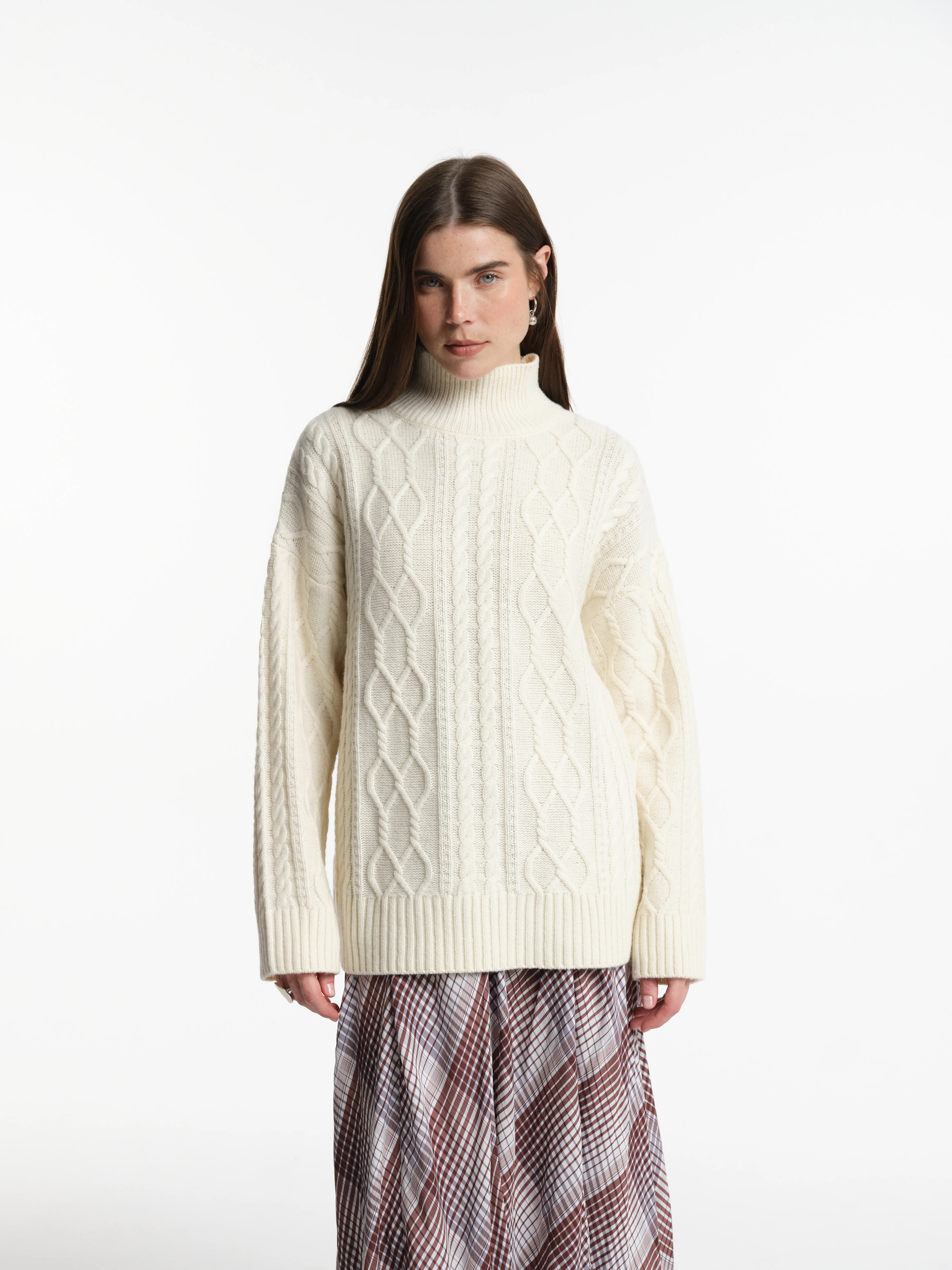 Свитер фактурной вязки с шерстью