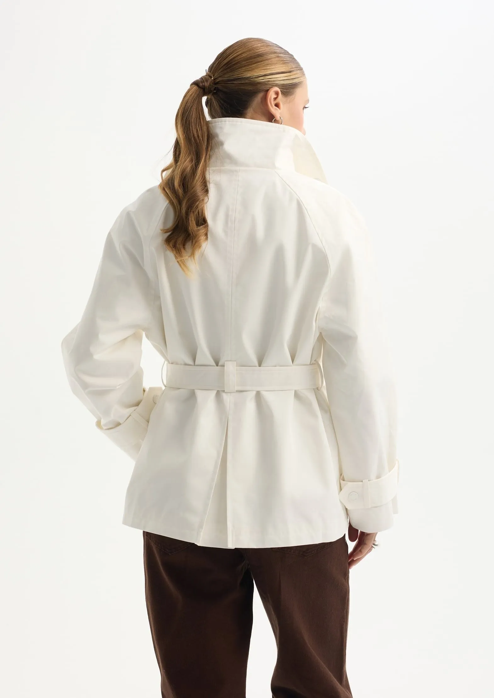 Укороченный плащ с влагозащитной пропиткой