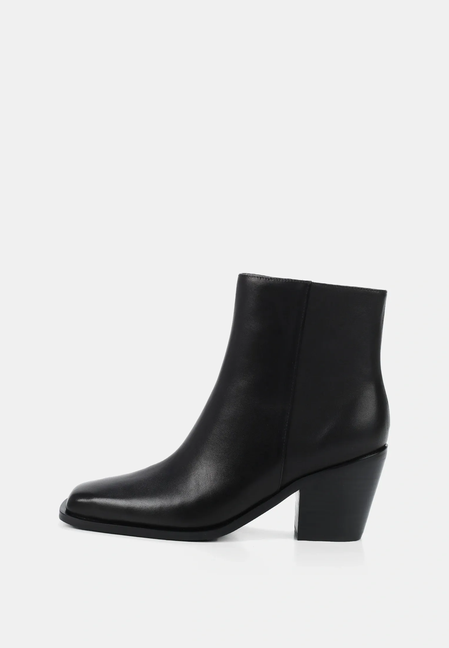 Ботильоны из 100% натуральной кожи