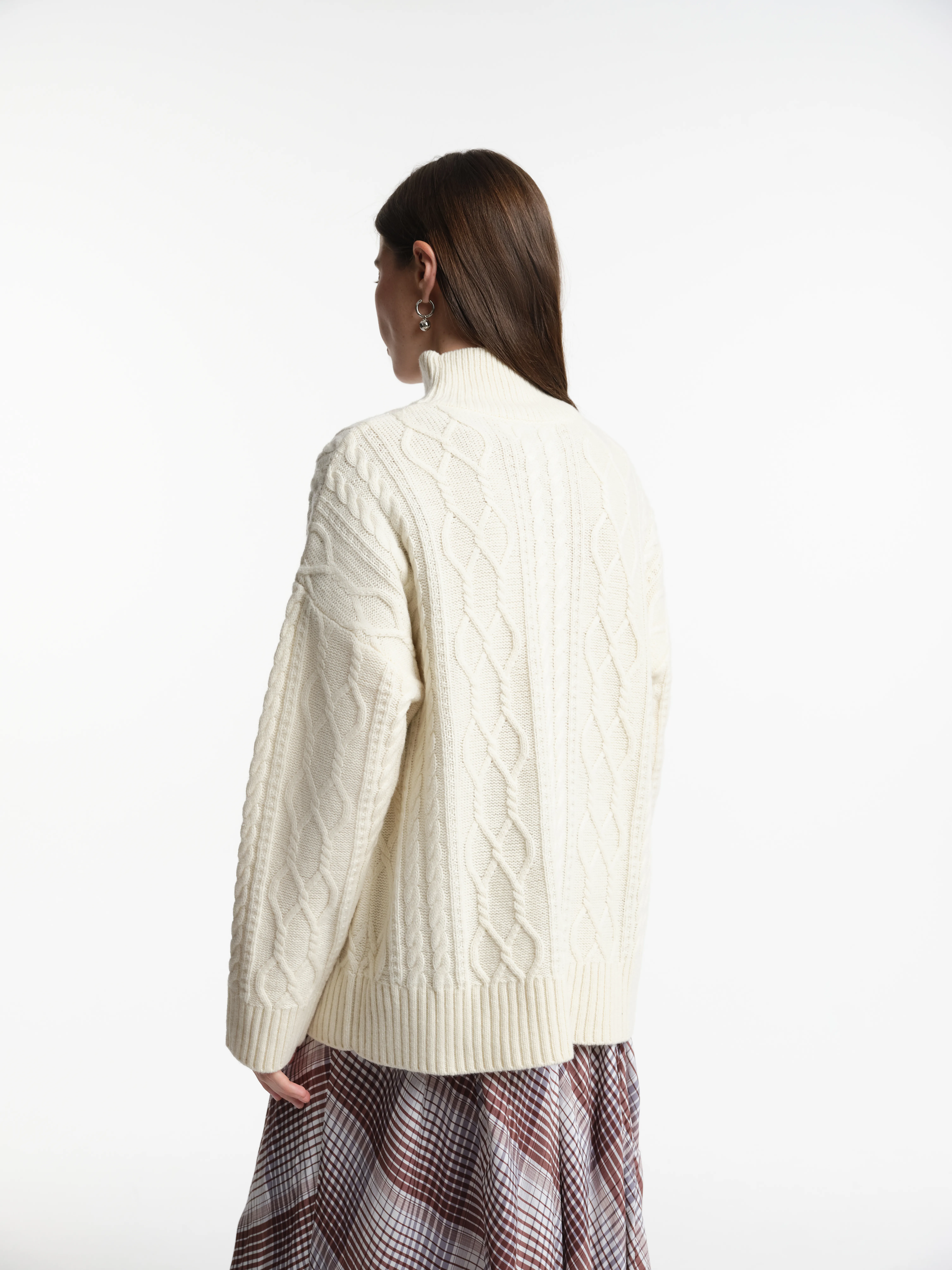 Свитер фактурной вязки с шерстью