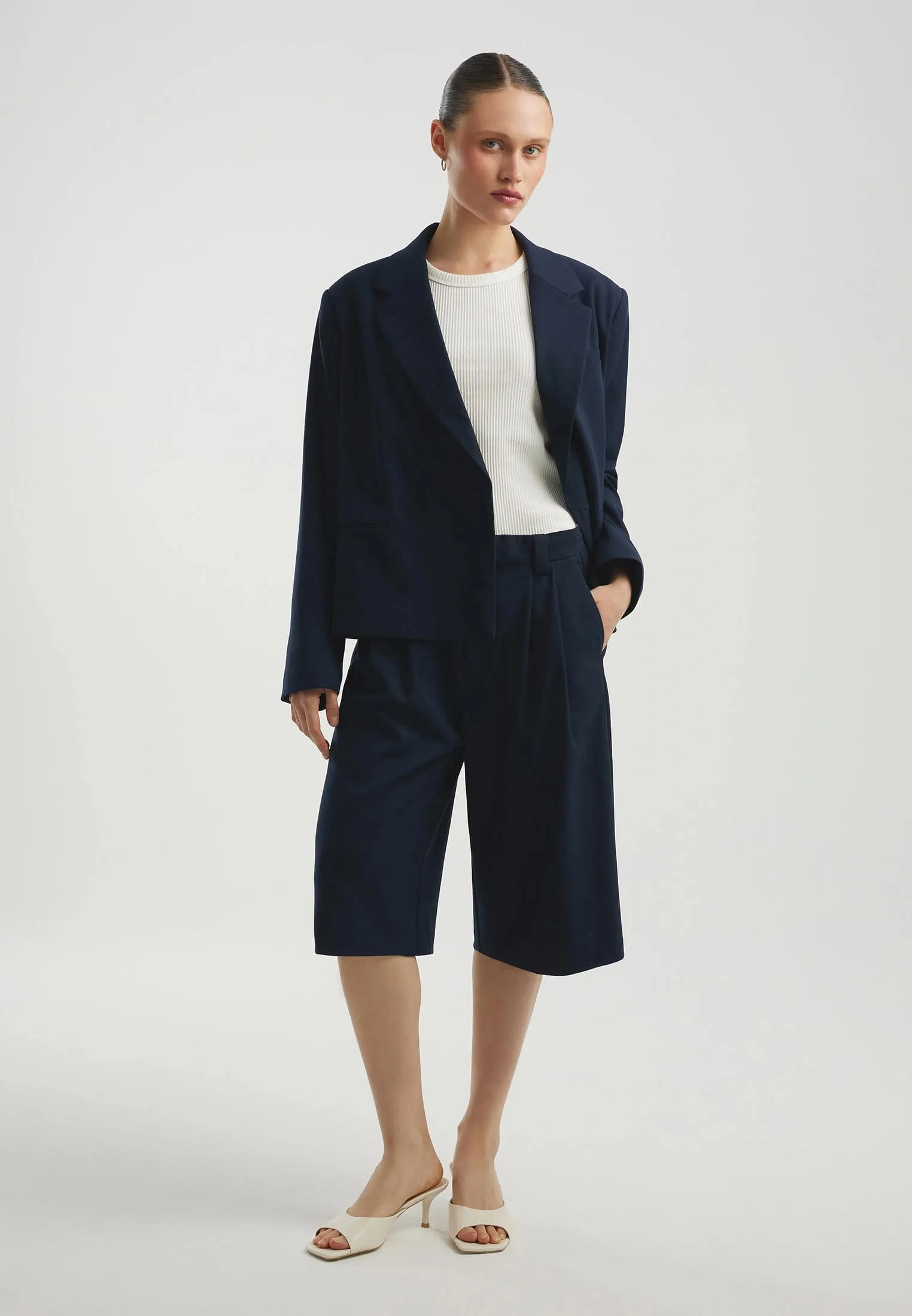 Шорты из поливискозы