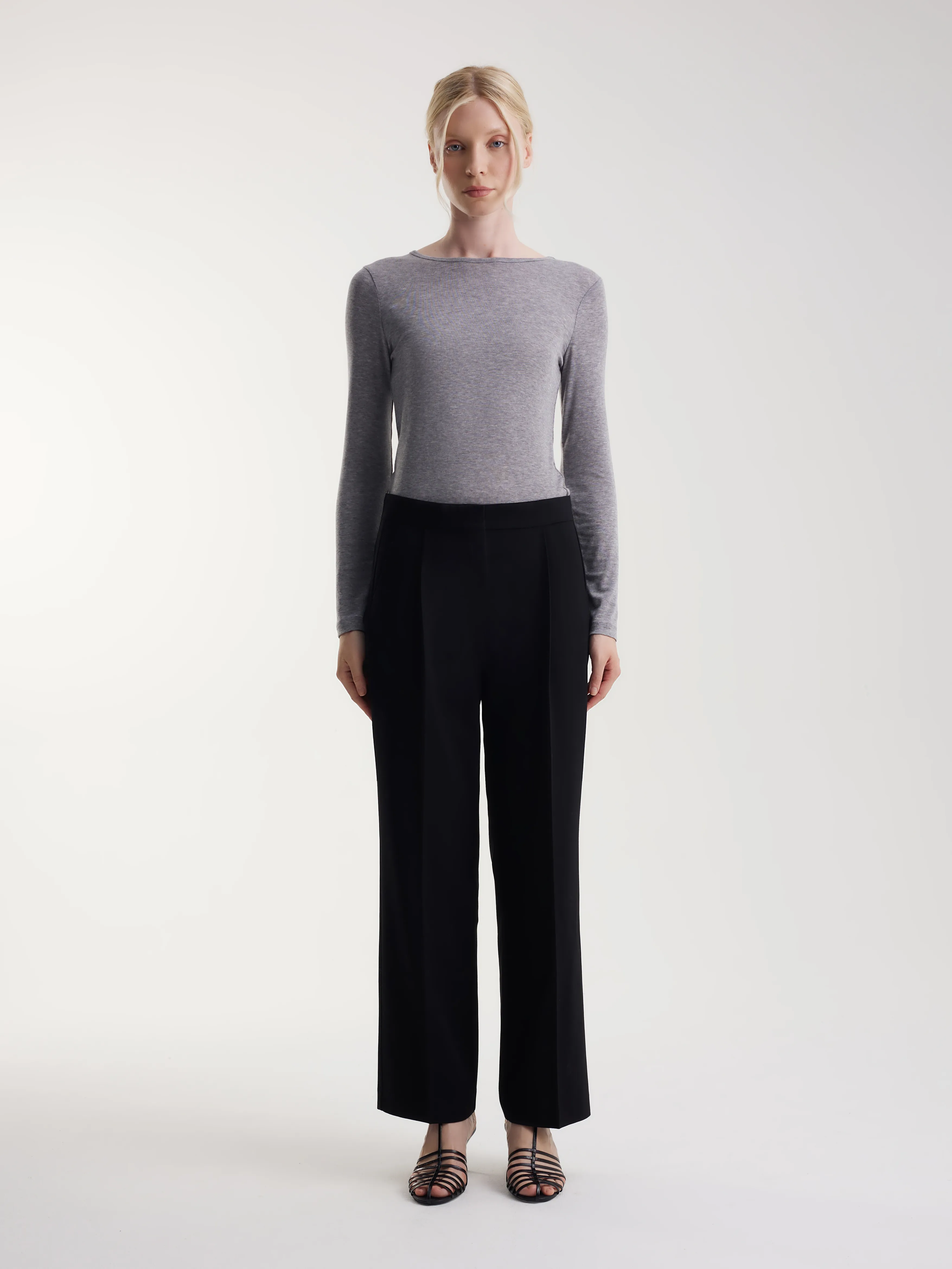 Брюки из костюмной поливискозы