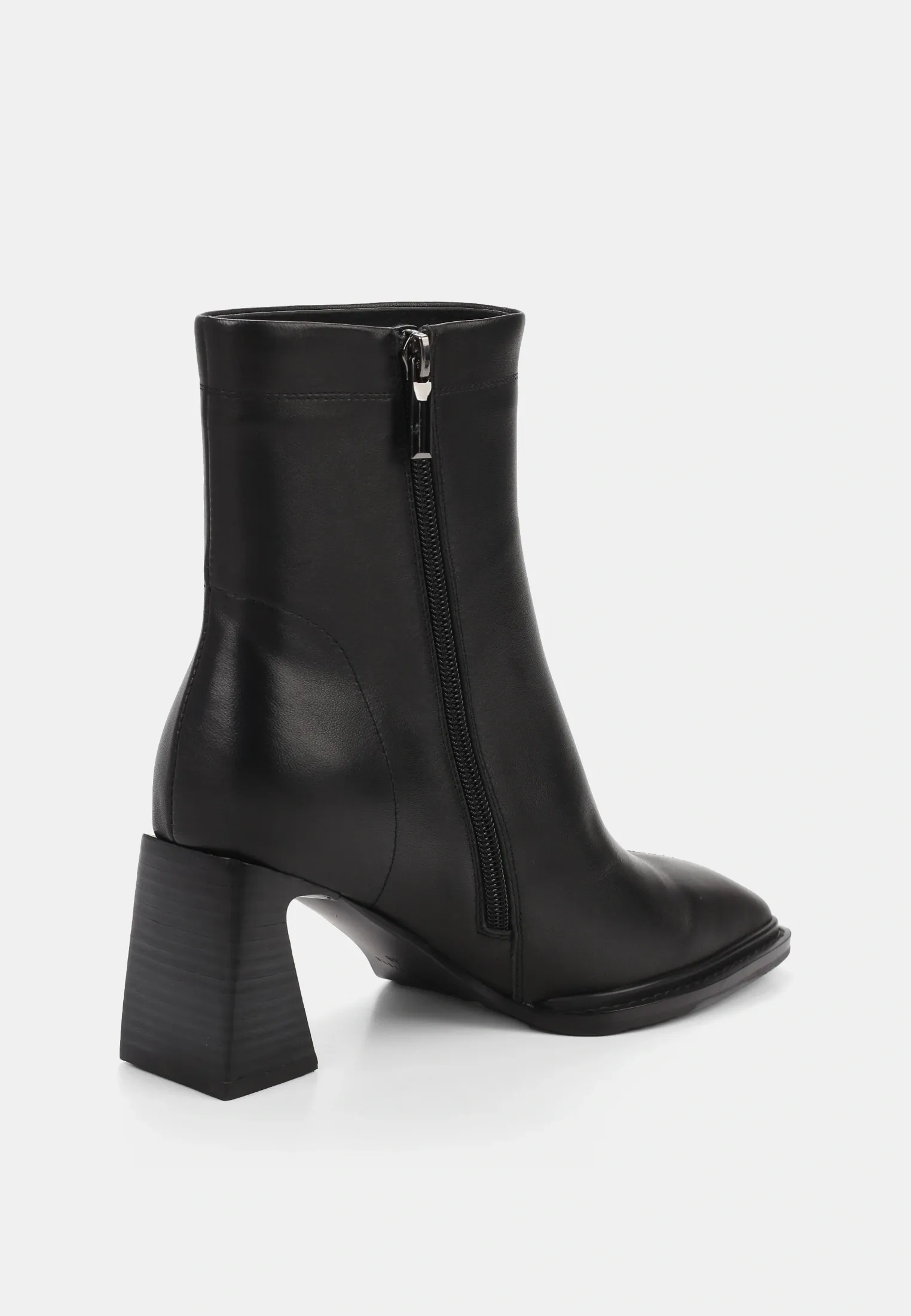 БОТИЛЬОНЫ ИЗ 100% НАТУРАЛЬНОЙ КОЖИ