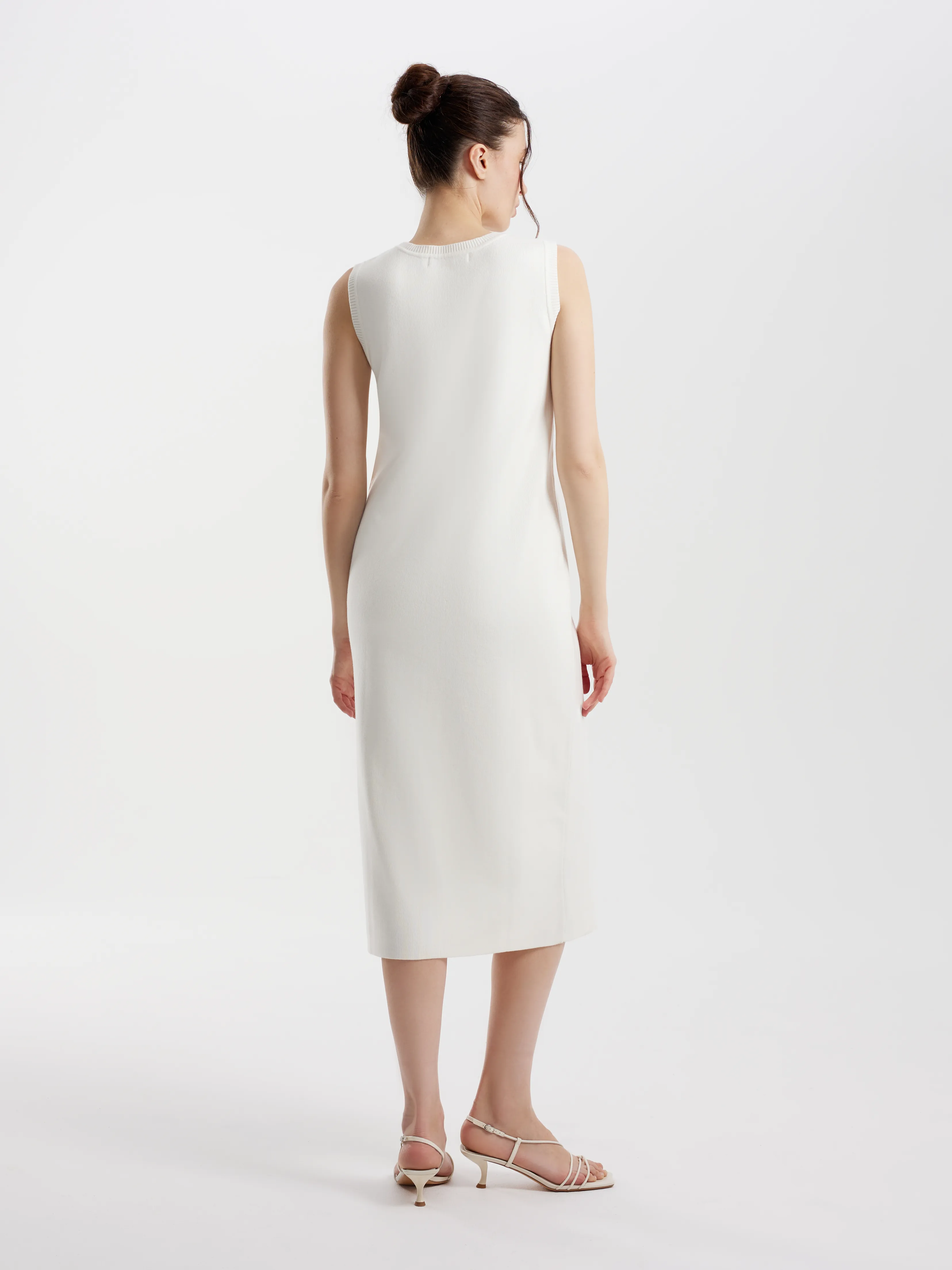 Вязаное трикотажное платье макси с вискозой