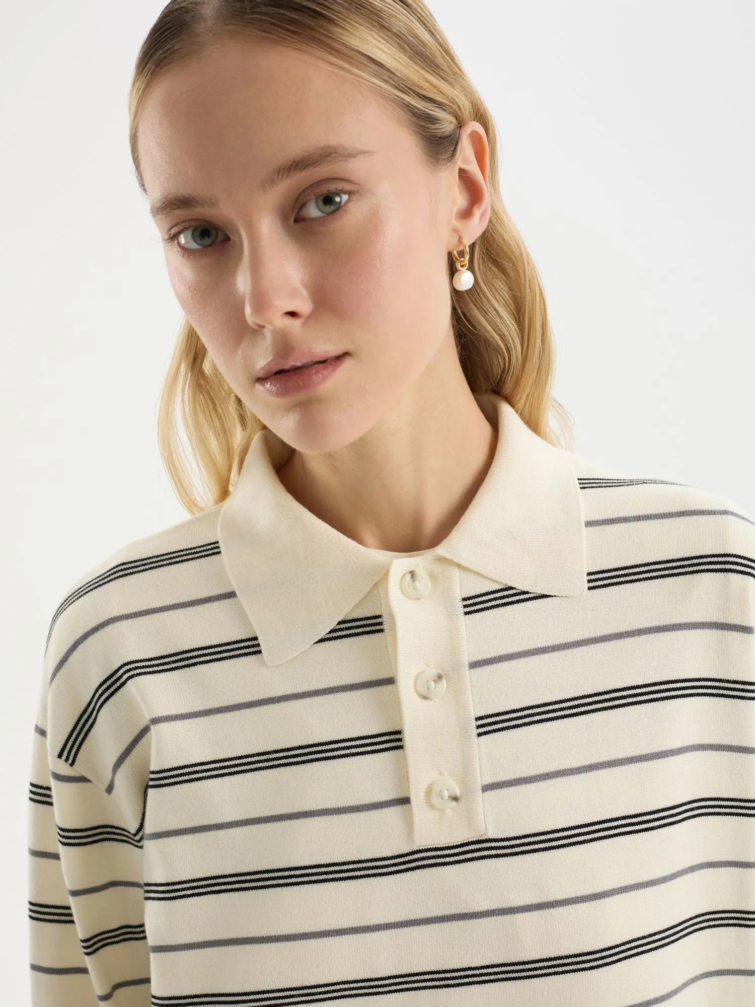 Джемпер-поло из вискозы в полоску