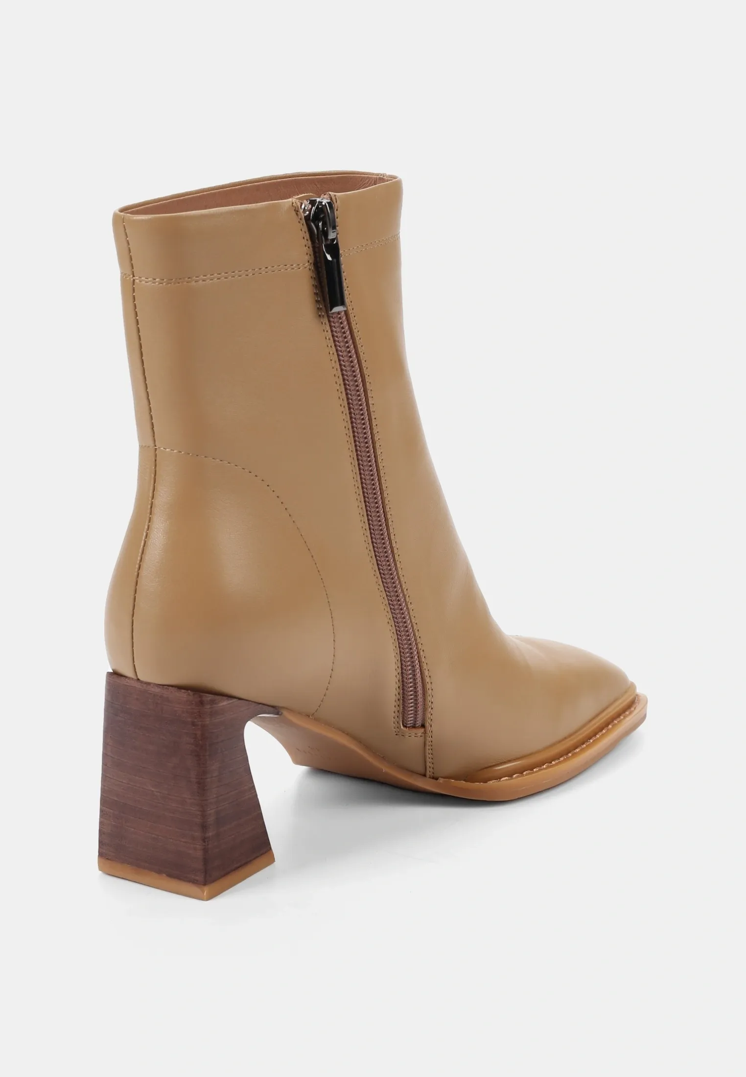 БОТИЛЬОНЫ ИЗ 100% НАТУРАЛЬНОЙ КОЖИ