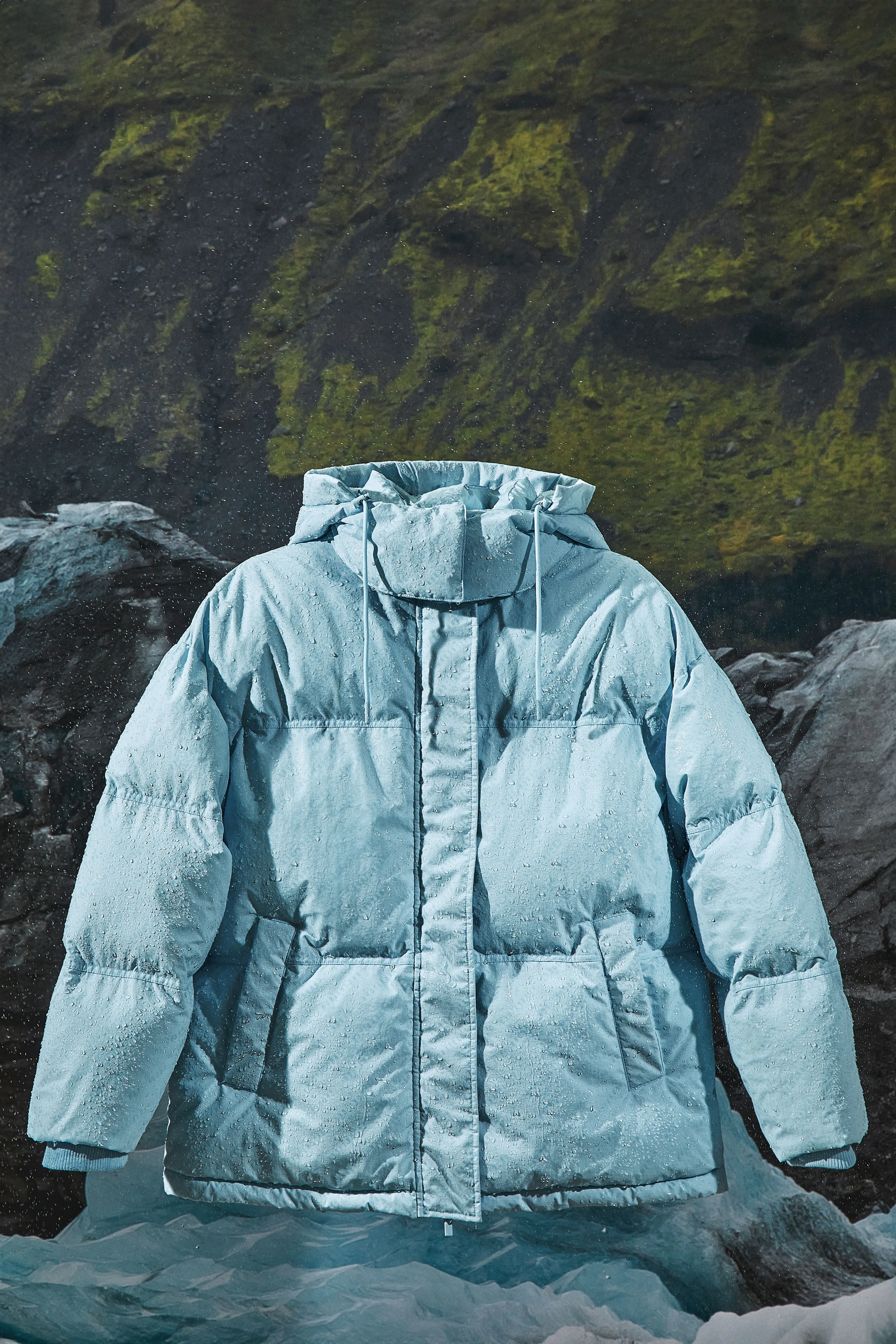 Куртка утепленная с проявляющимся принтом UT x LAMODA