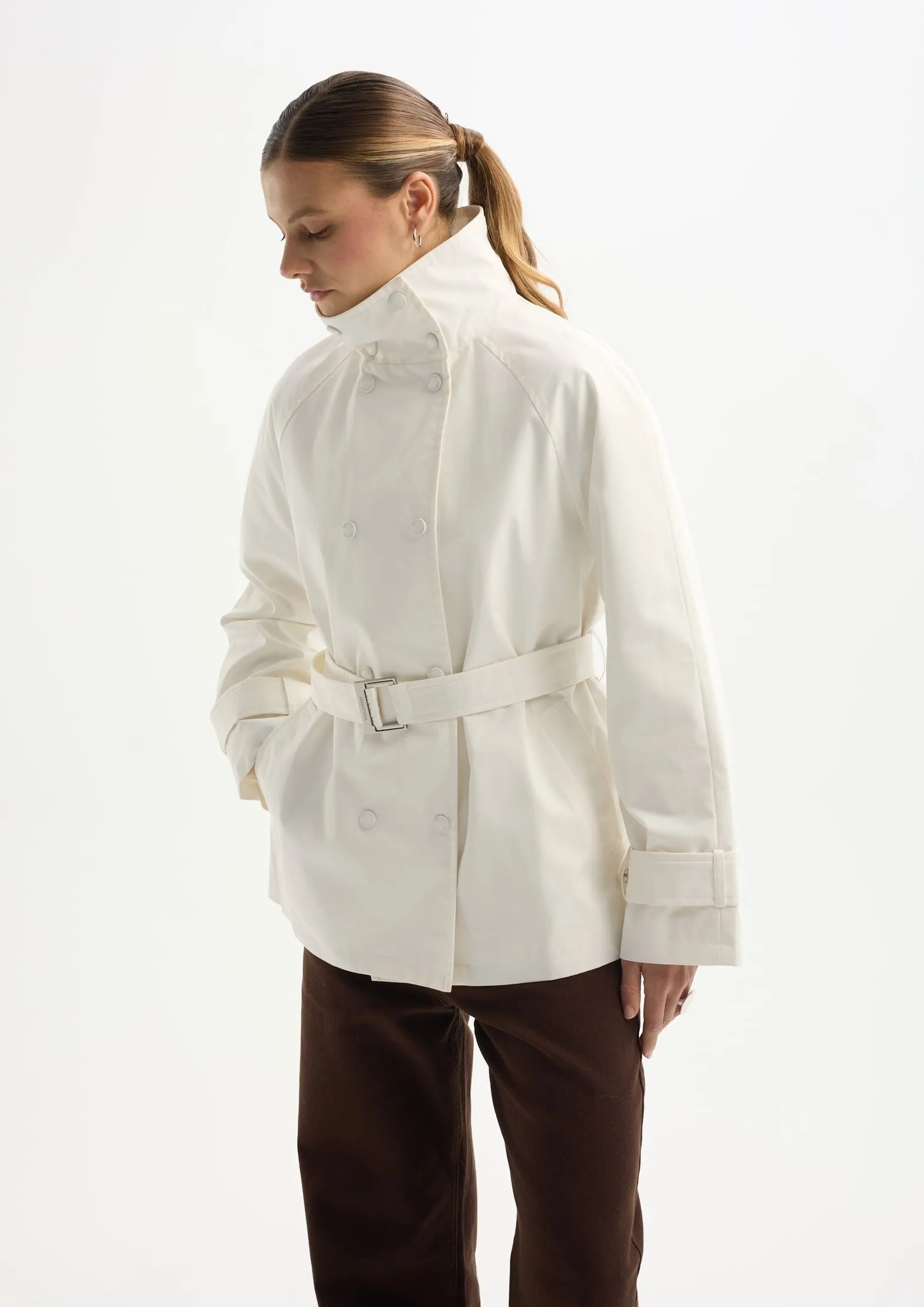 Укороченный плащ с влагозащитной пропиткой