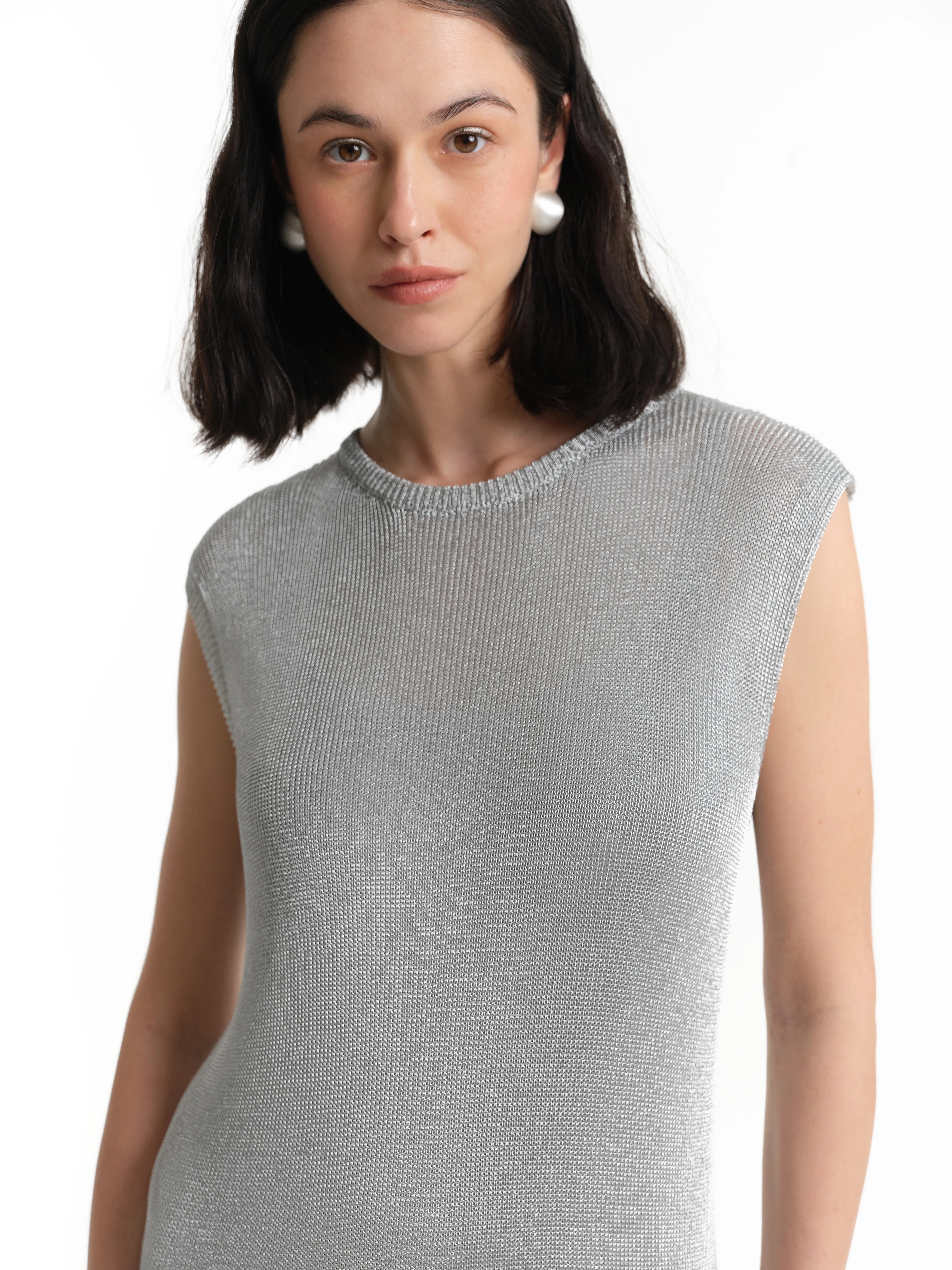 Платье из пряжи с металлической нитью