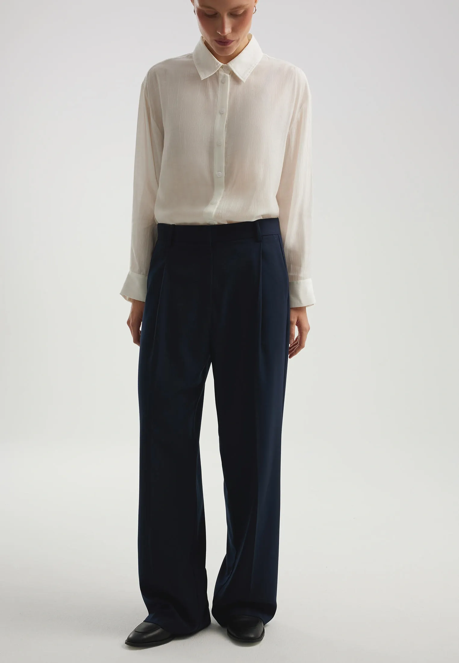 Брюки со стрелками из поливискозы