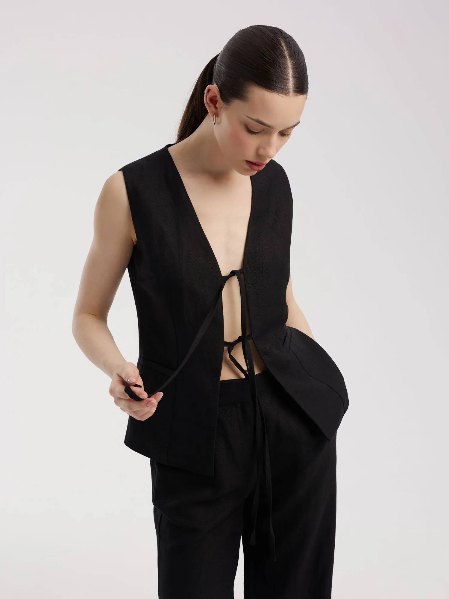 Жилет из льна и лиоцелла