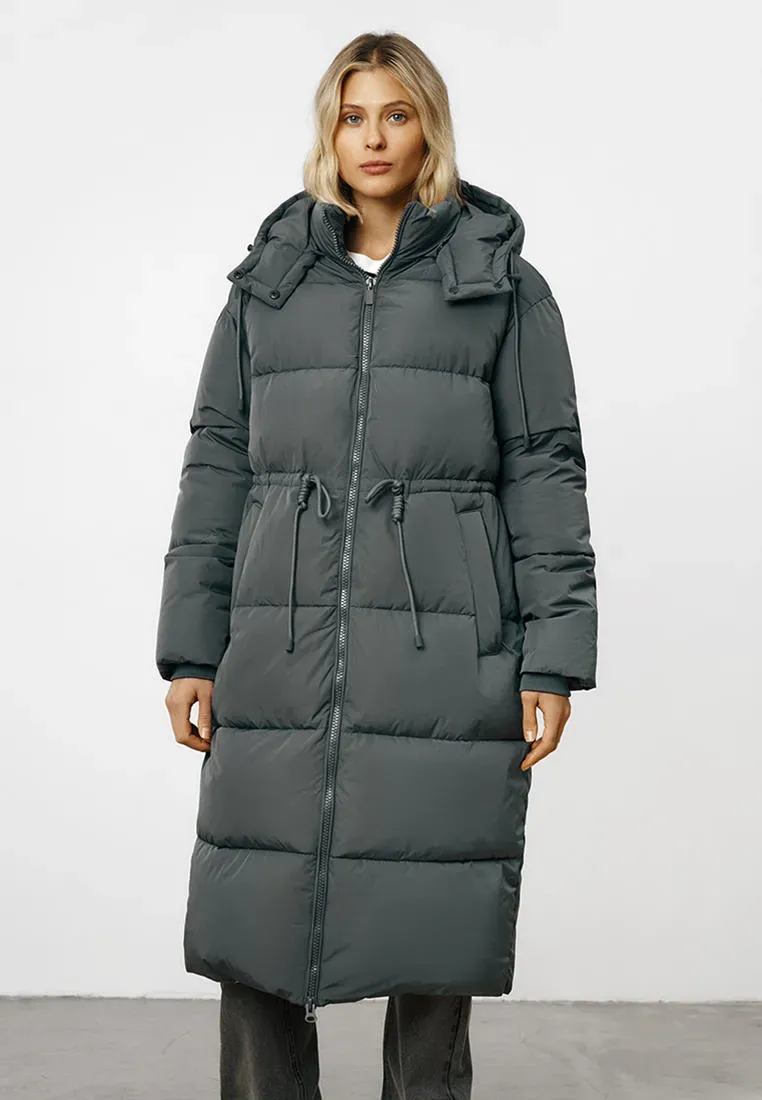 Удлиненная куртка свободного силуэта