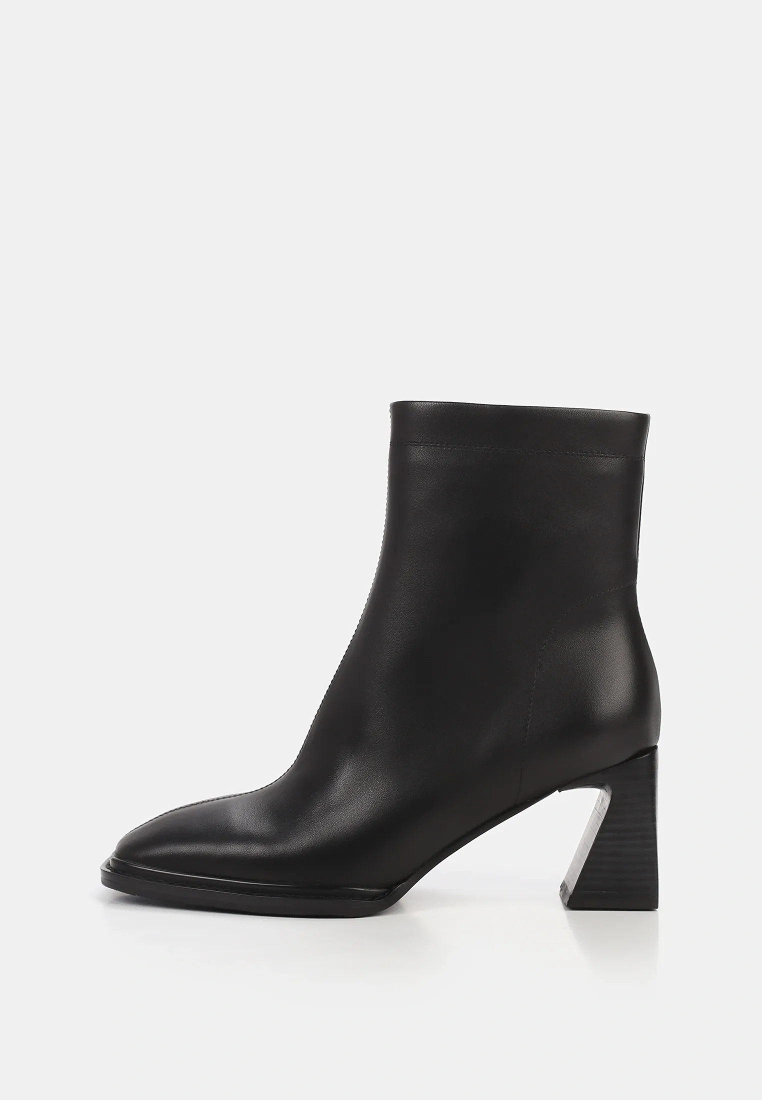 БОТИЛЬОНЫ ИЗ 100% НАТУРАЛЬНОЙ КОЖИ