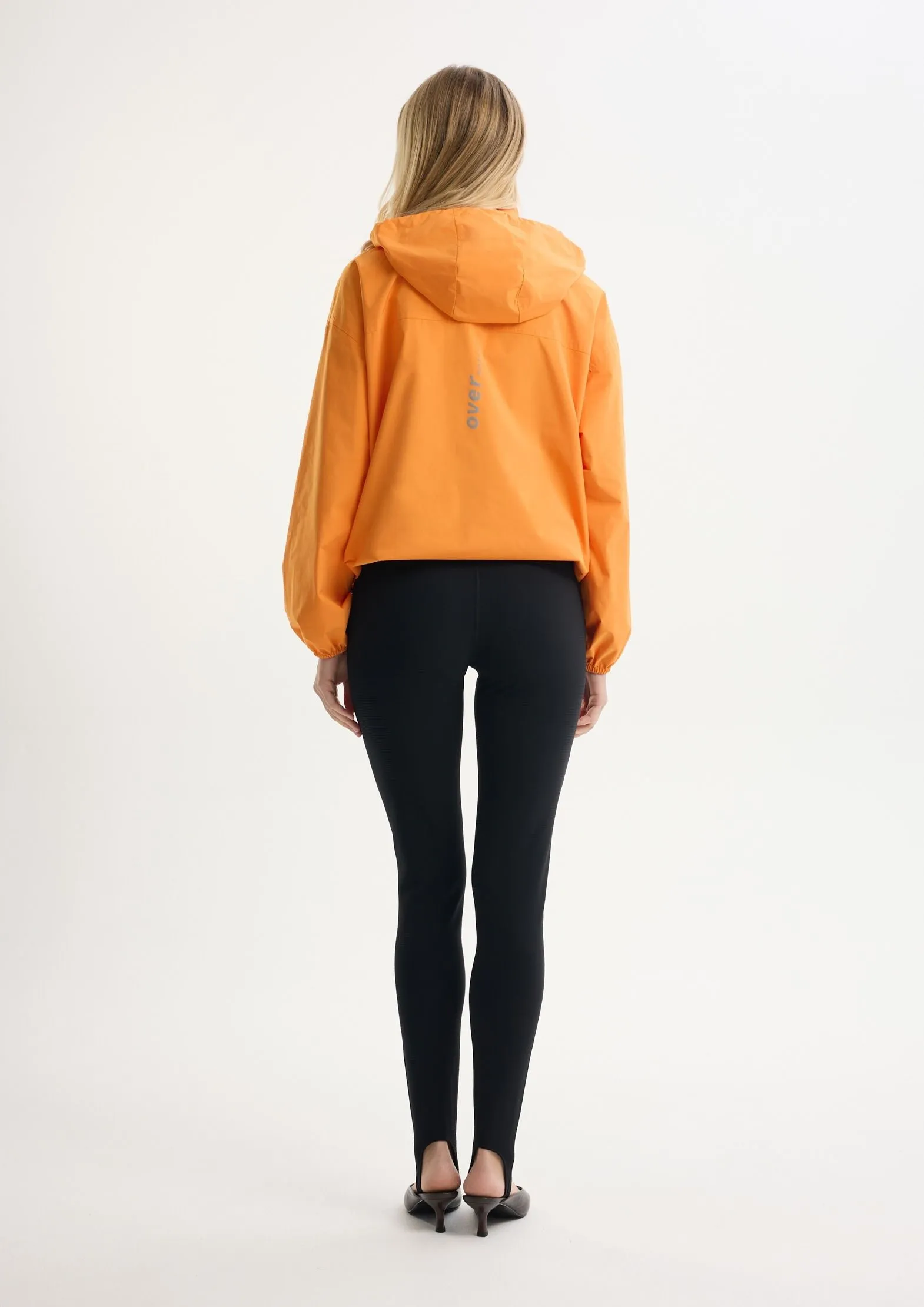 Ветровка из технологичной ткани на мембране 5000/5000