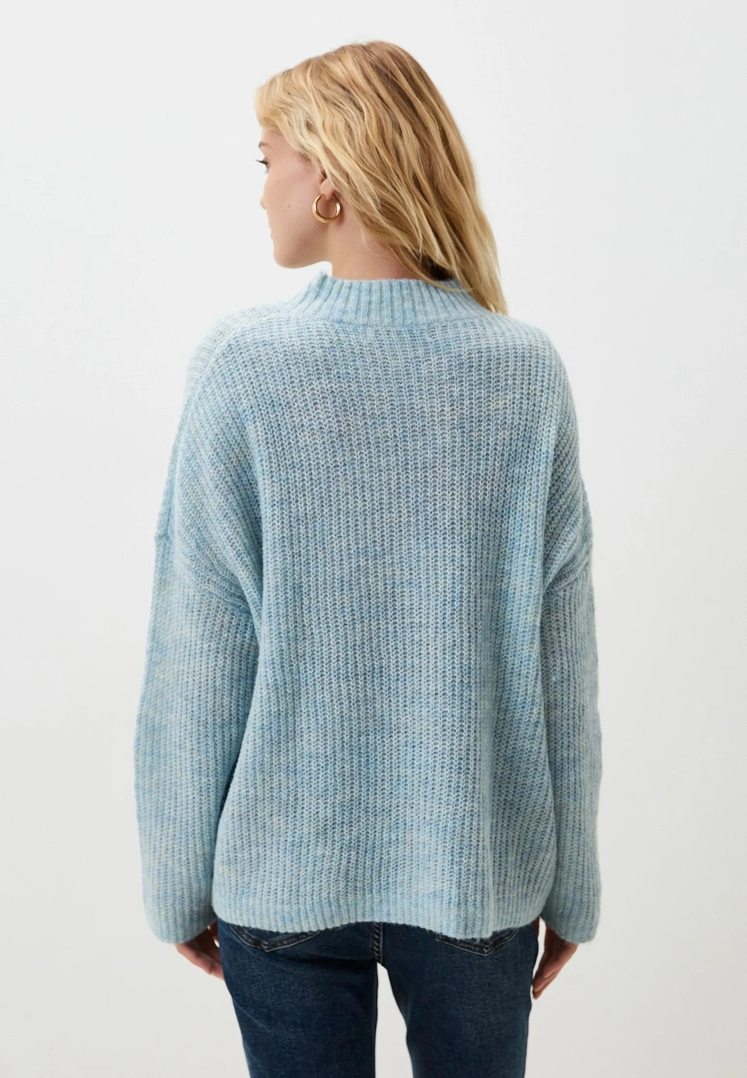 Джемпер baby mohair в голубом  цвете UT x LAMODA