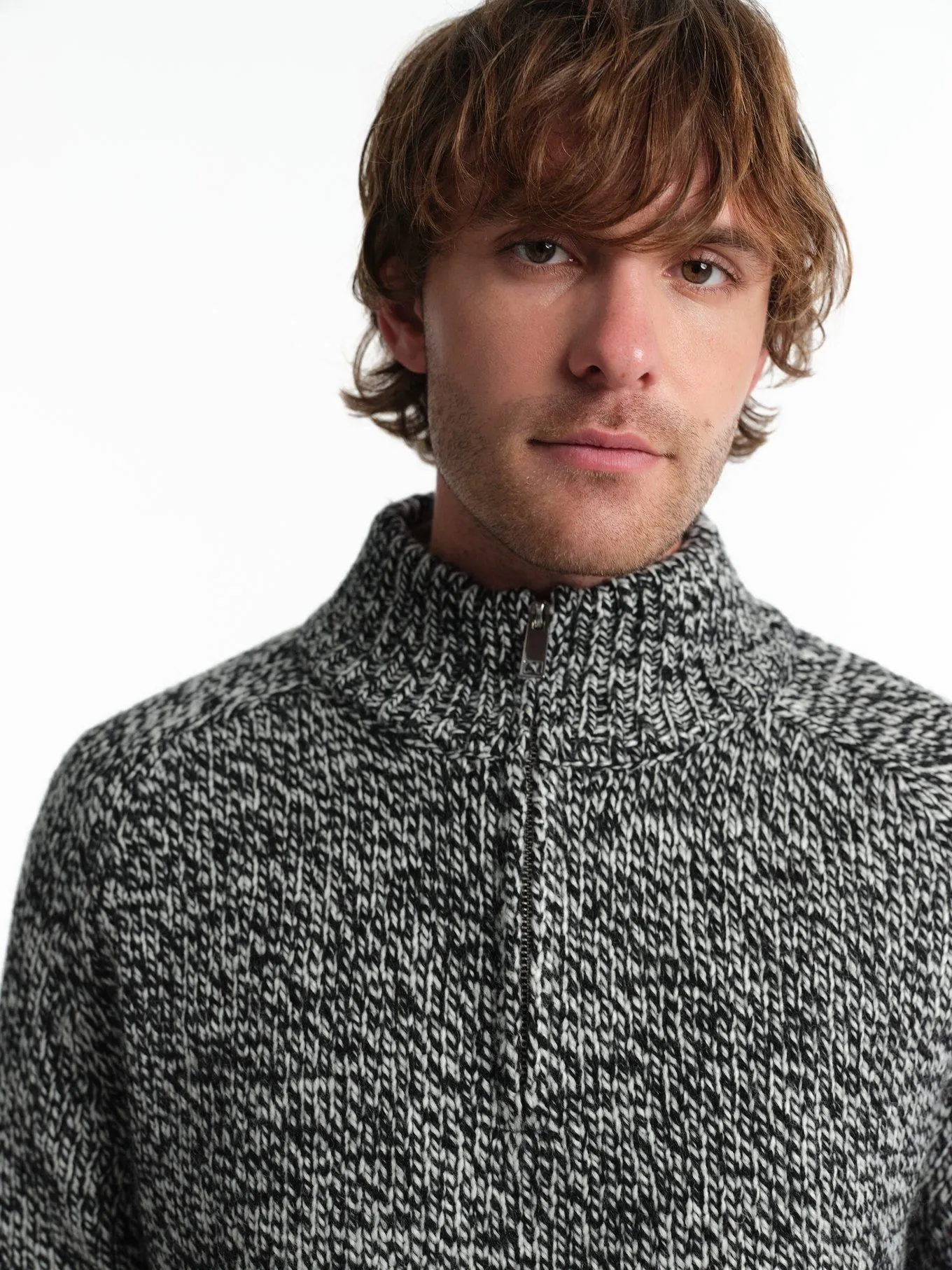 Джемпер с шерстью и воротником на молнии