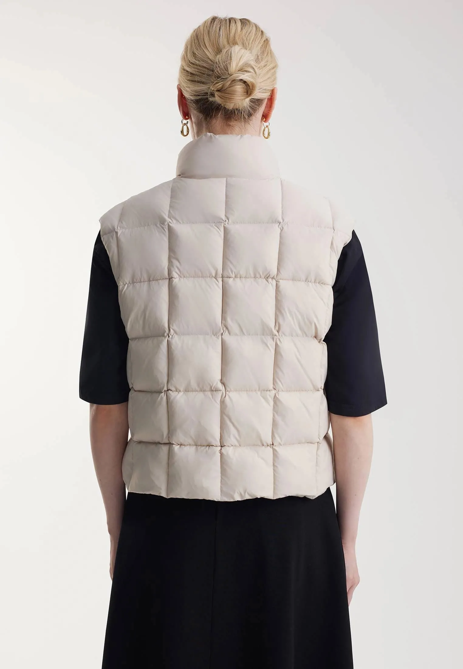 Укороченный жилет с утеплителем DuPont Sorona Aura