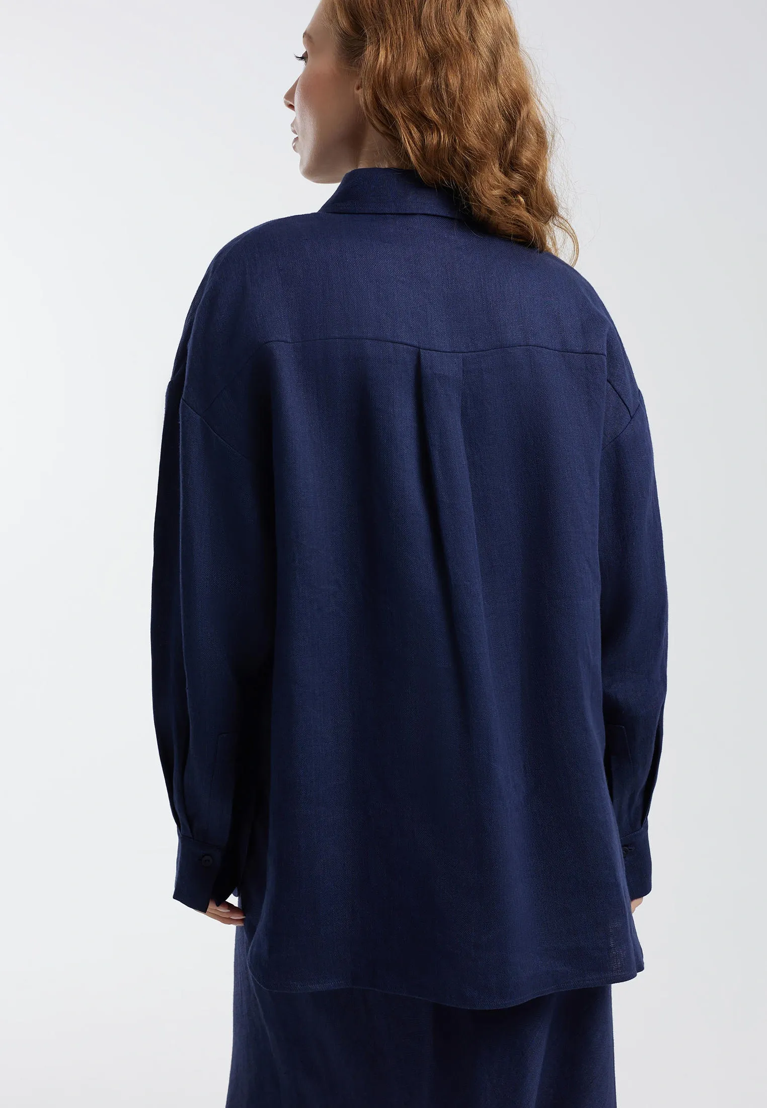 Рубашка из легкого льна