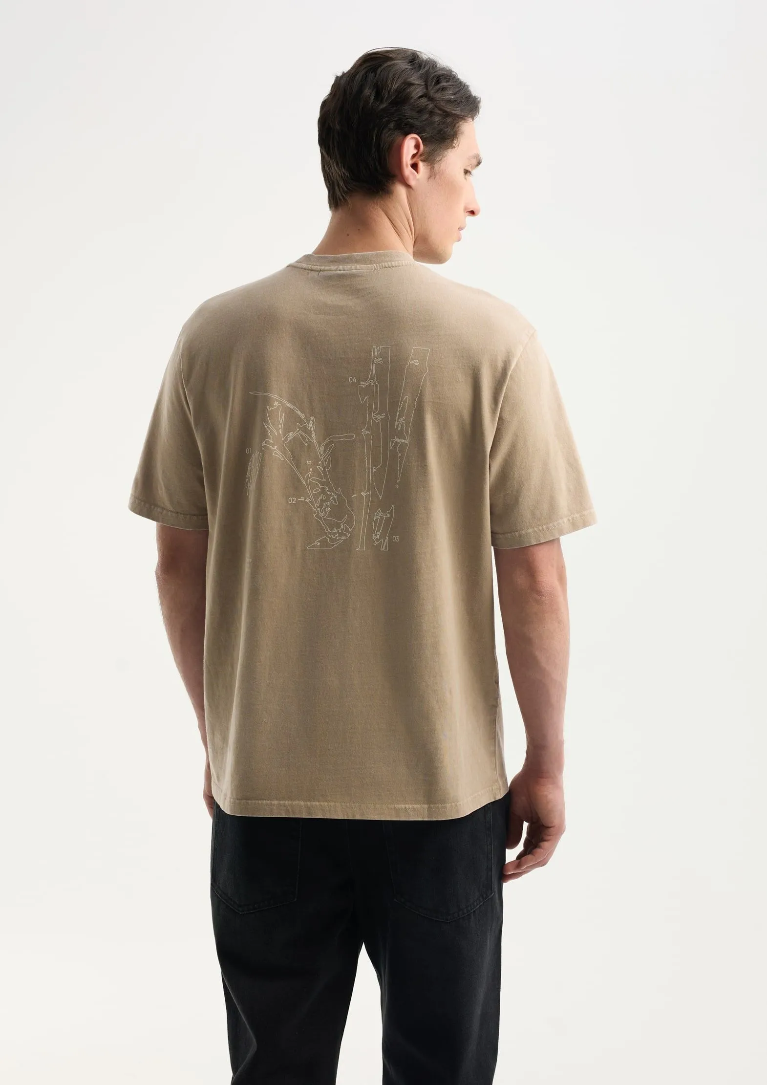 Футболка из 100% хлопка с эффектом стирки