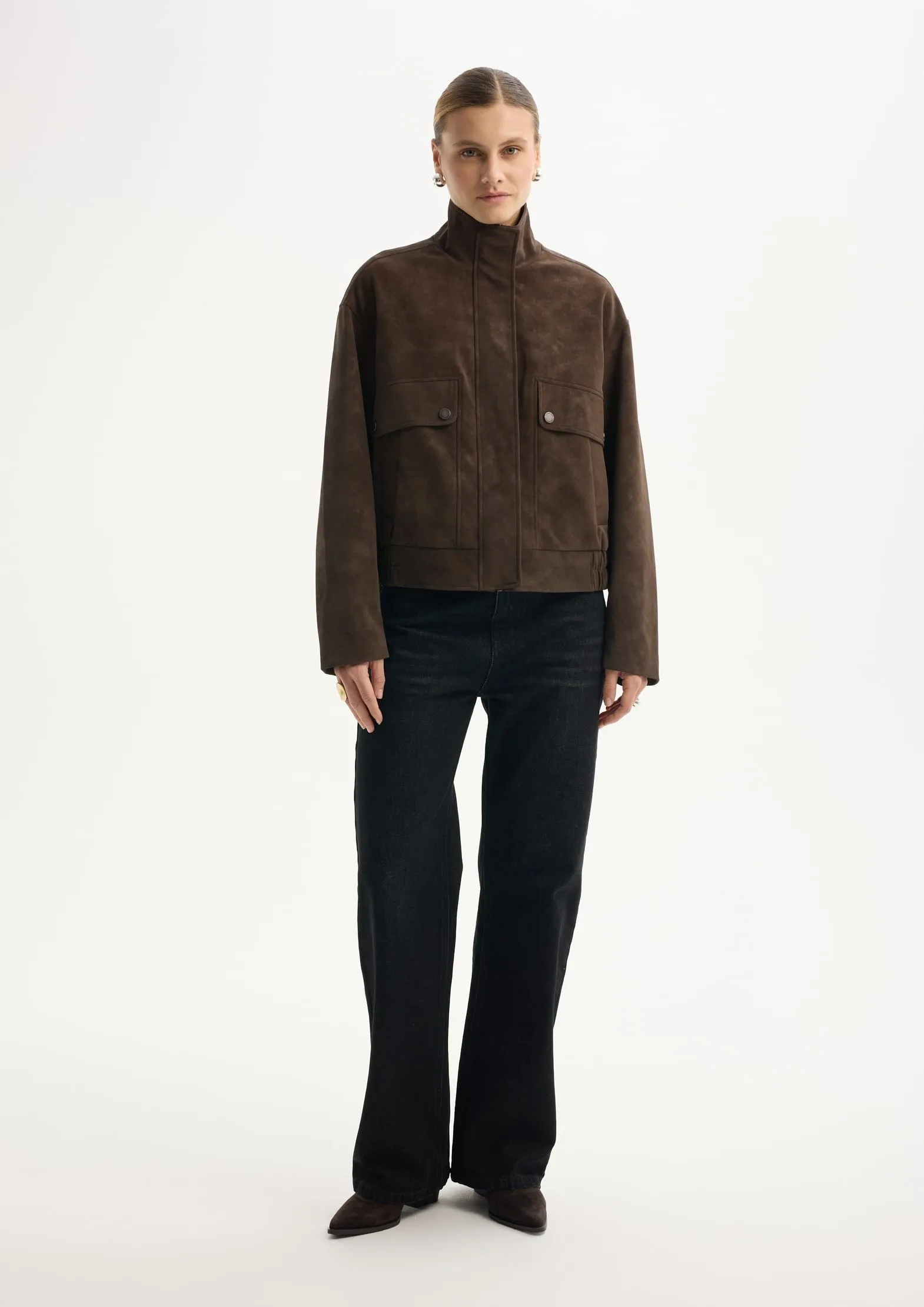 Бомбер из ткани с эффектом замши