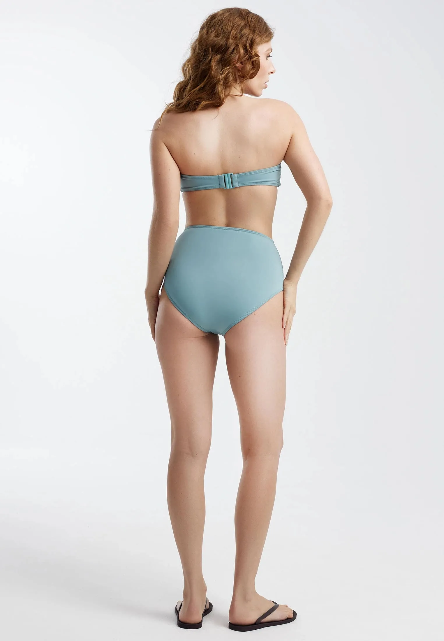 Плавки из переработанного полиэстера